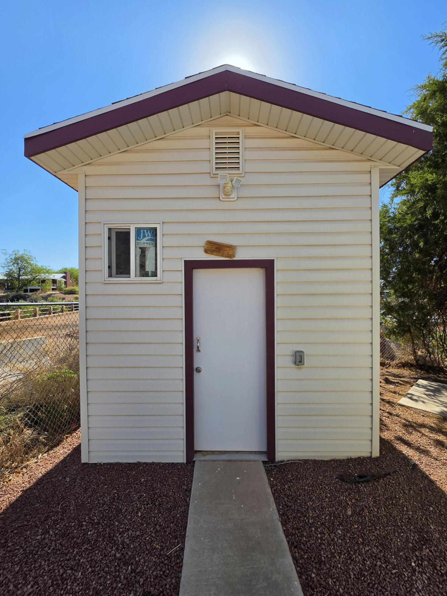 TWIN LAKES RV PARK - Residential