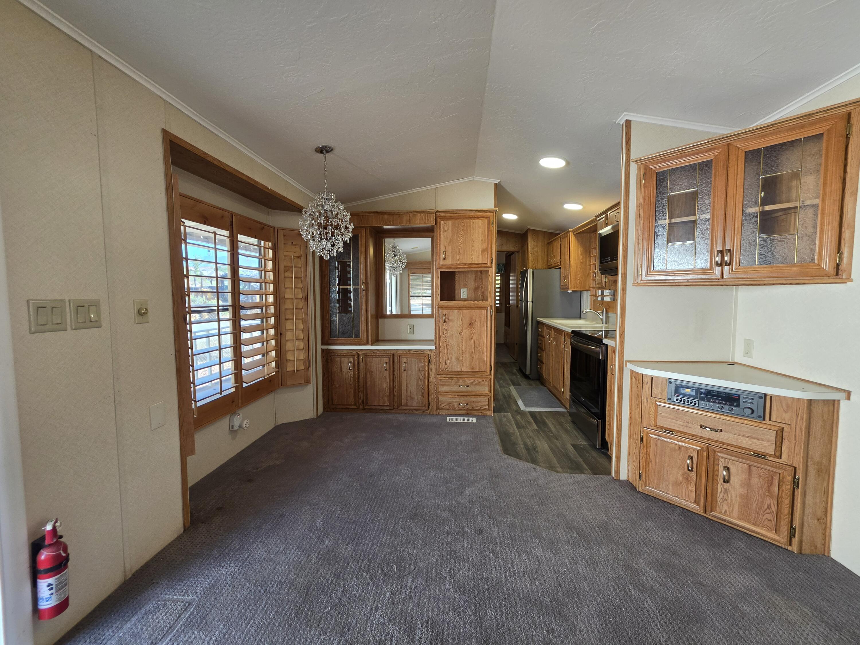 TWIN LAKES RV PARK - Residential