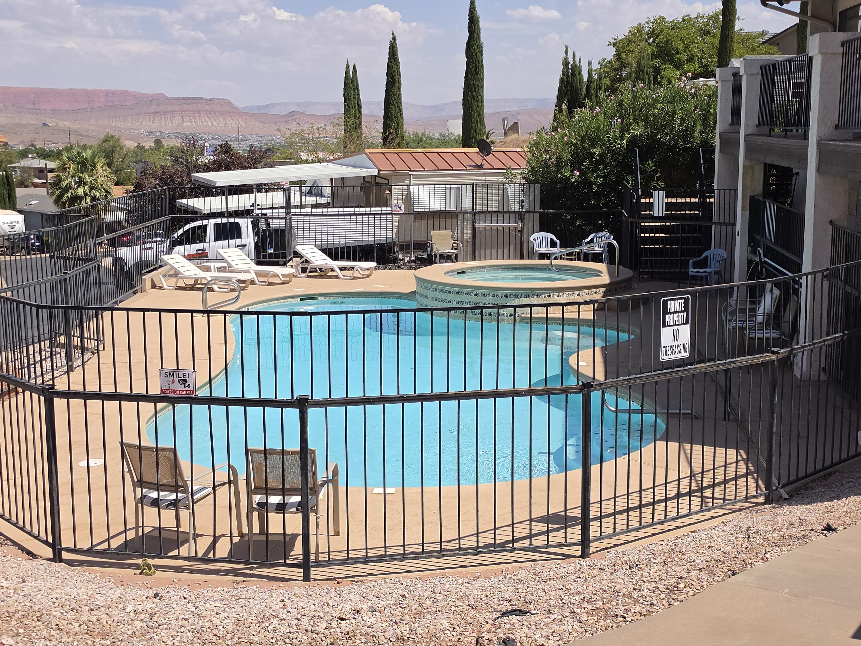 TWIN LAKES RV PARK - Residential