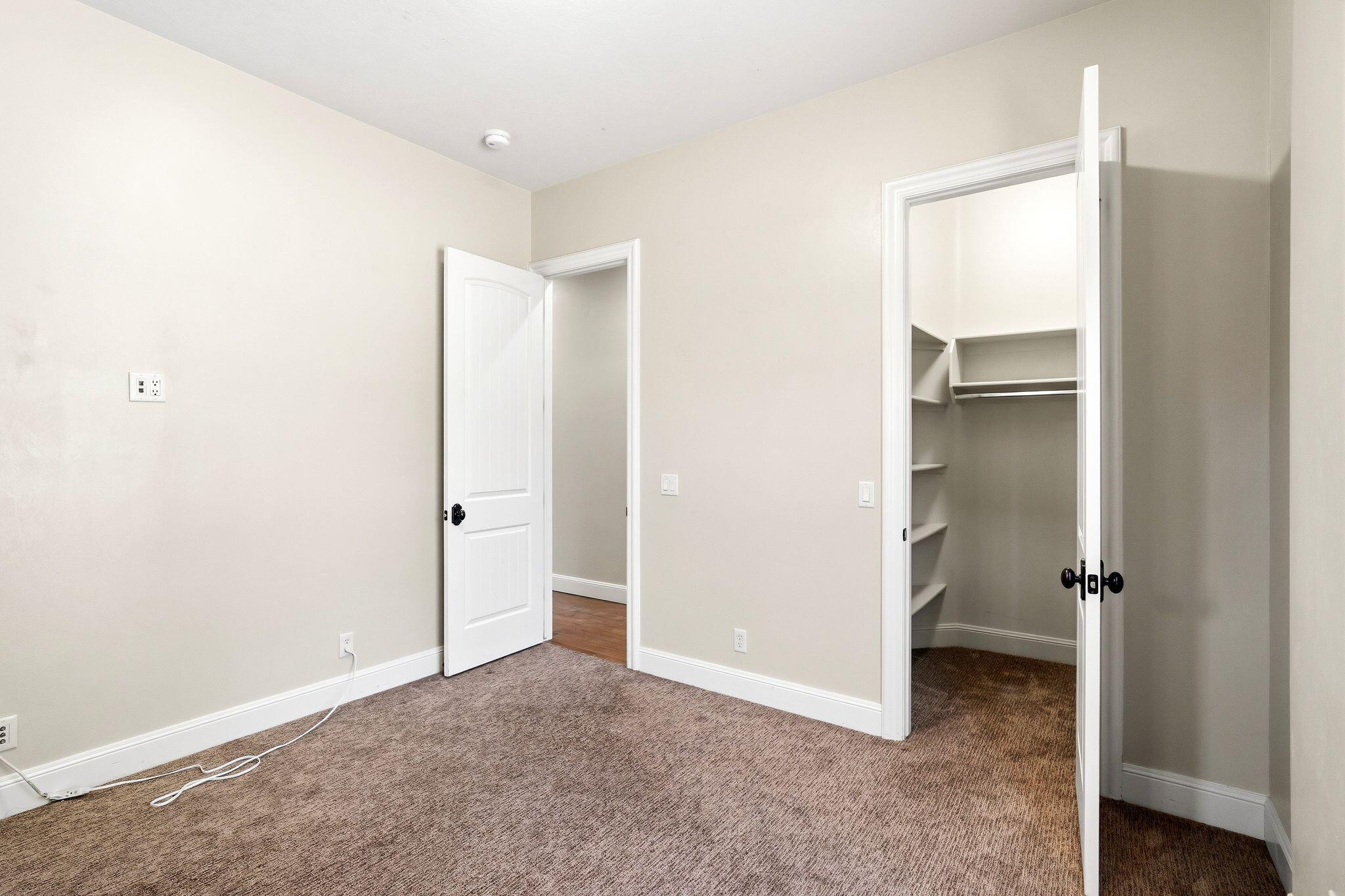 HEIGHTS AT WASHINGTON BENCH - Residential