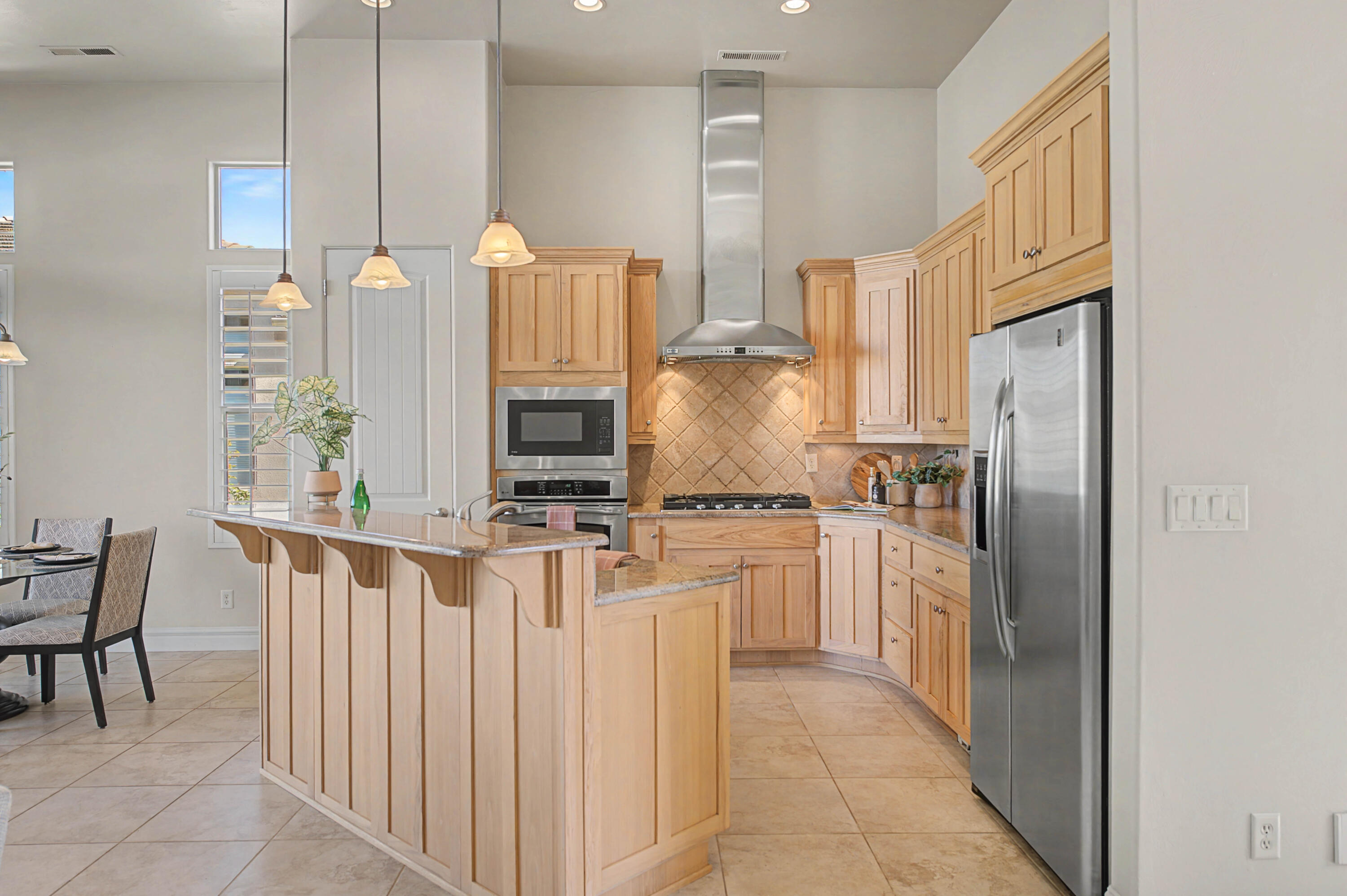 BELLSERA TOWNHOMES AT SUNBROOK - Residential