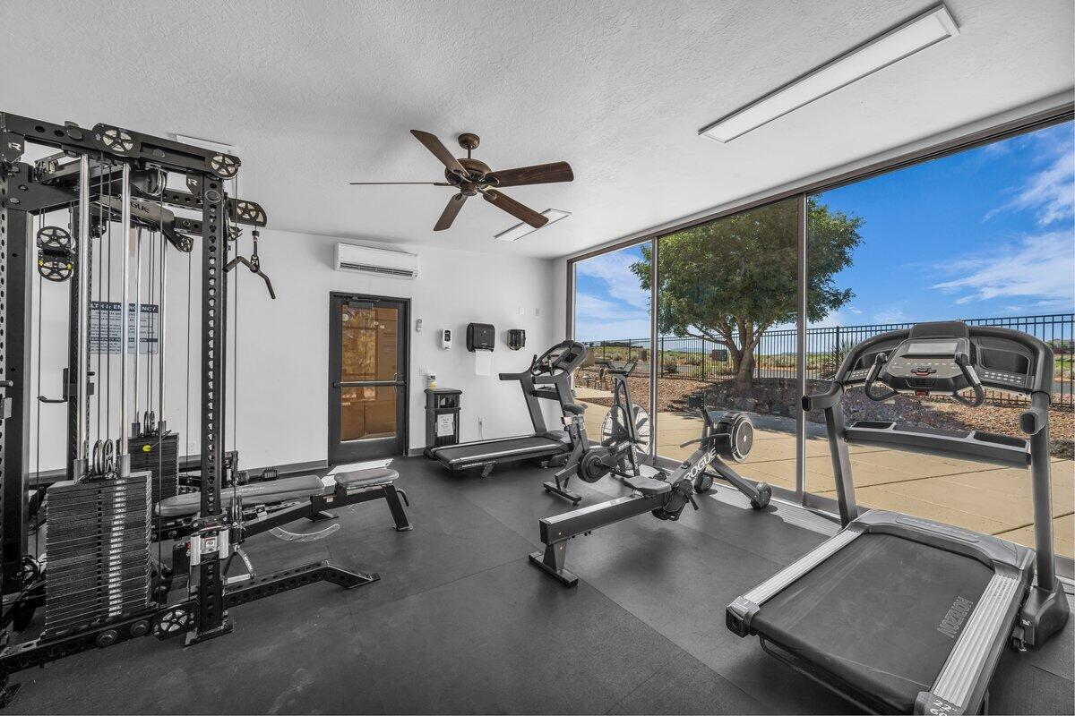 VILLAS AT SAND HOLLOW - Residential