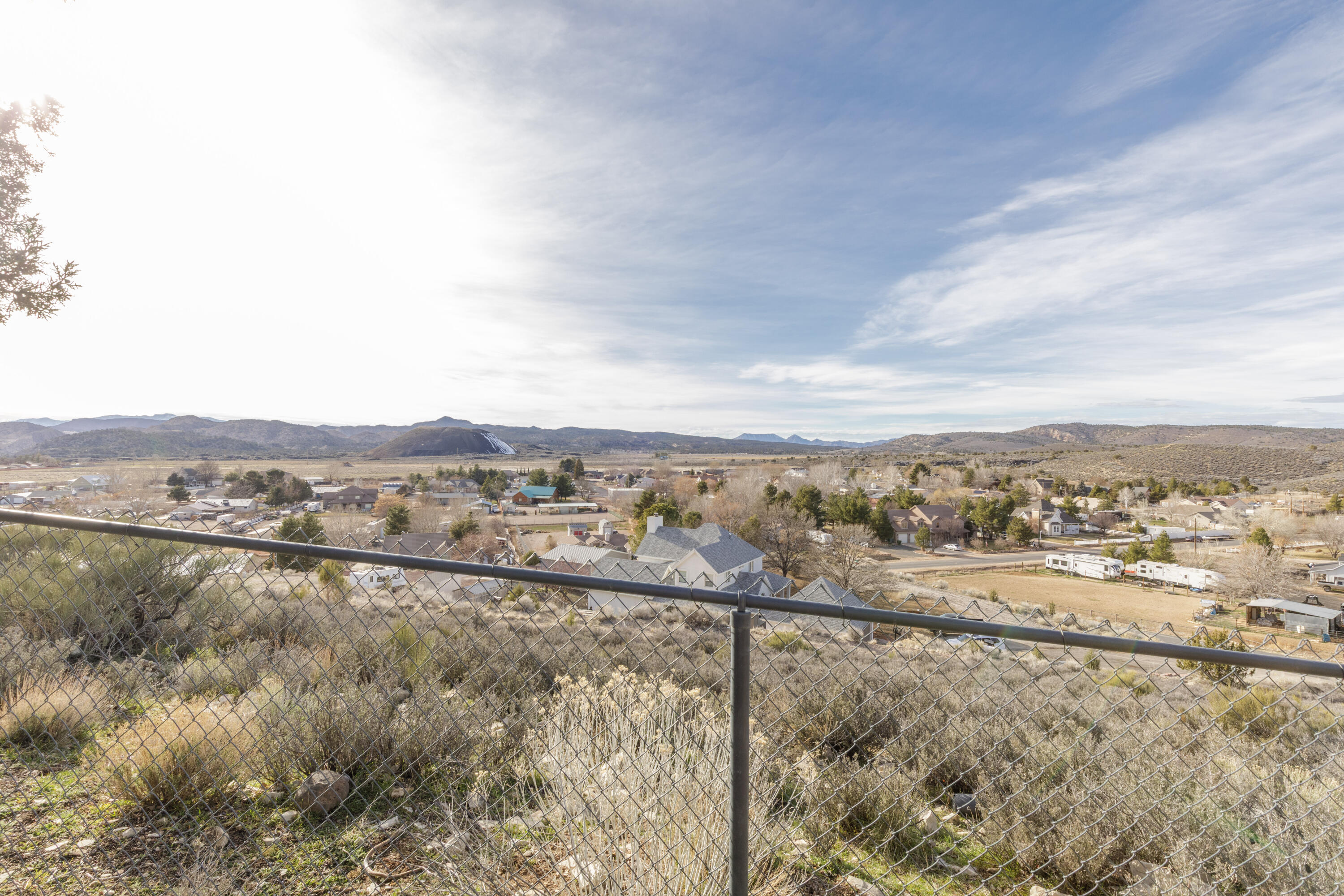 DIAMOND VALLEY ACRES - Residential