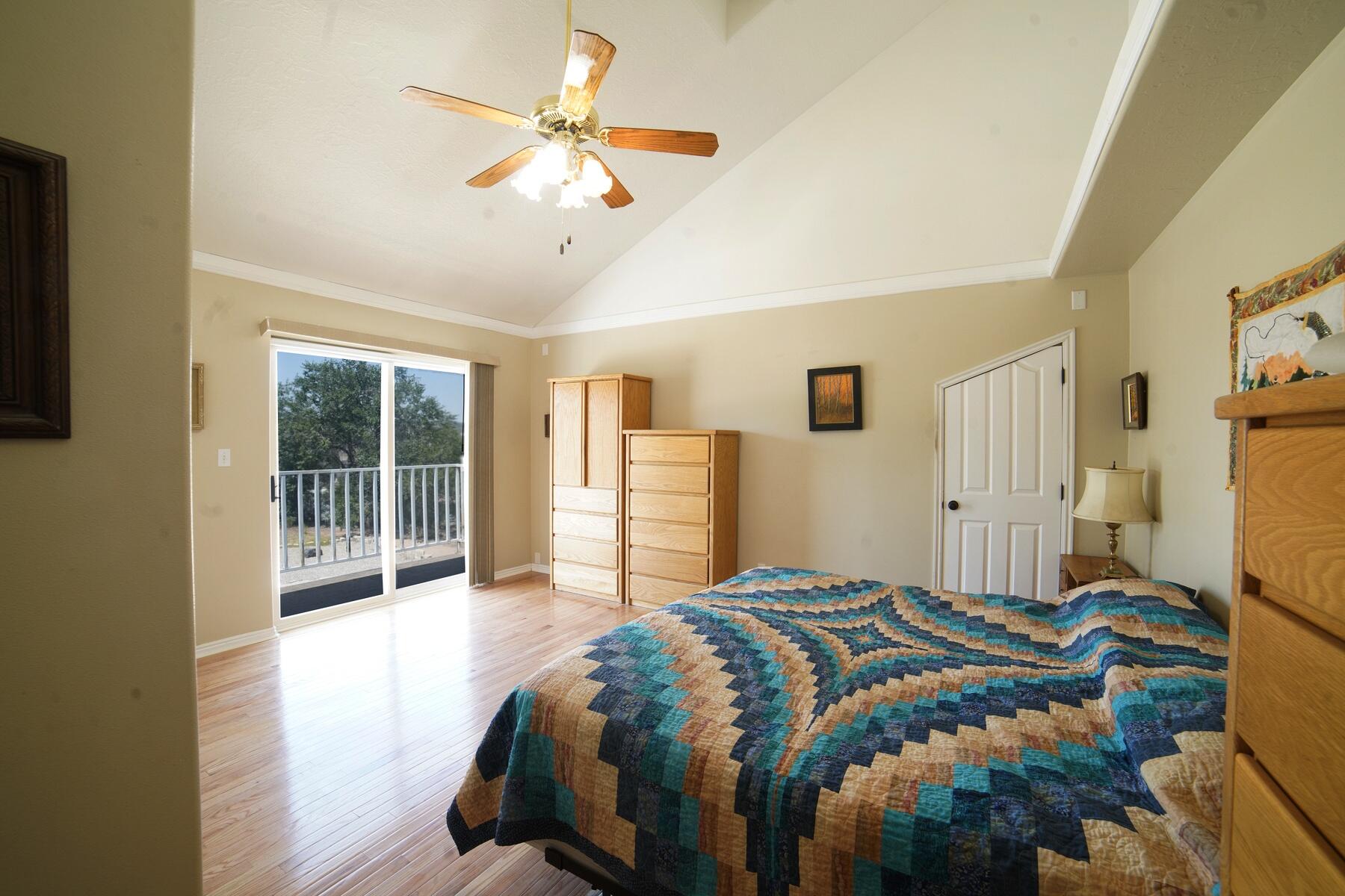 DIAMOND VALLEY ACRES - Residential