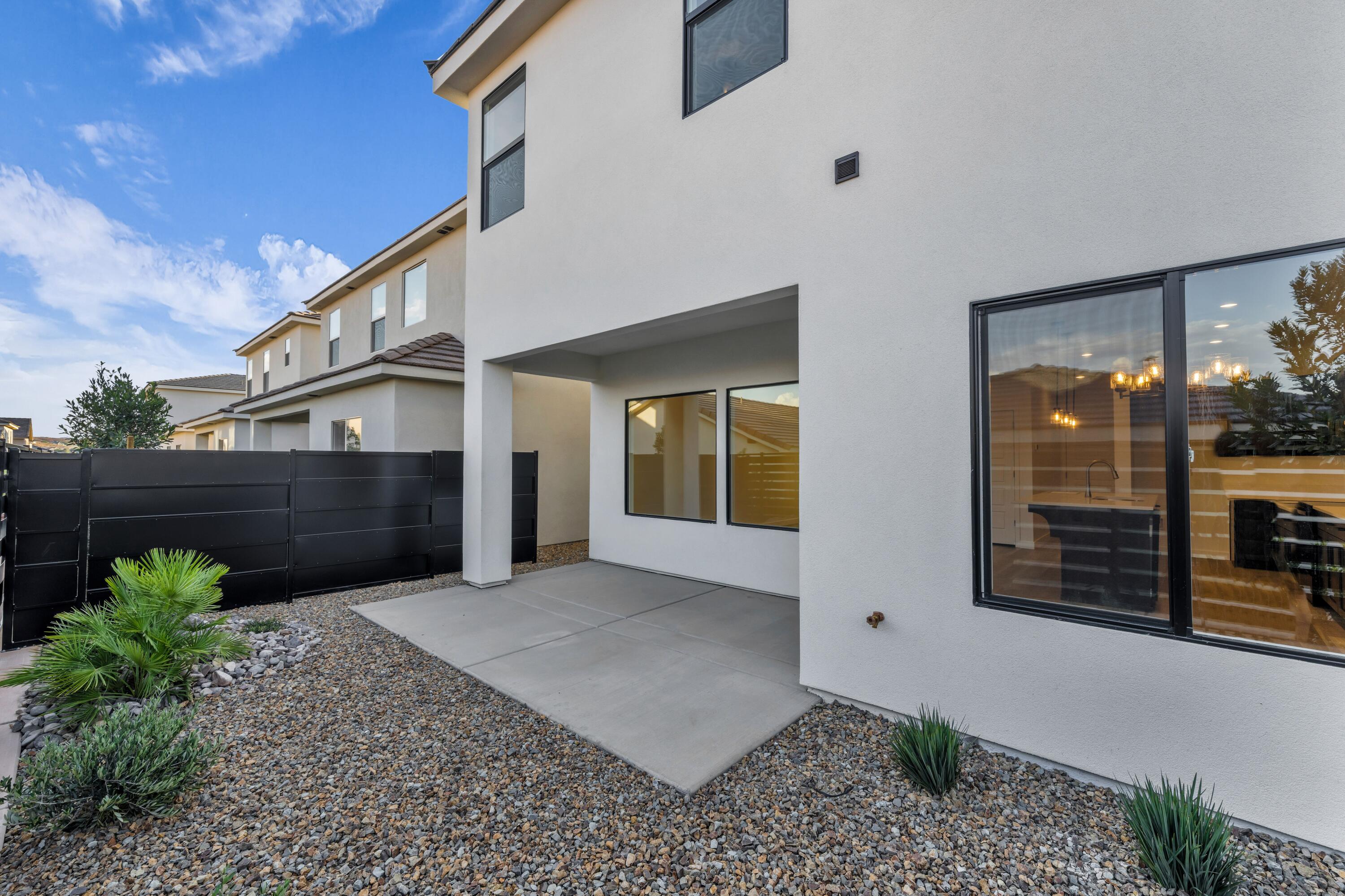 RED TRAILS SUNRISE VALLEY - Residential