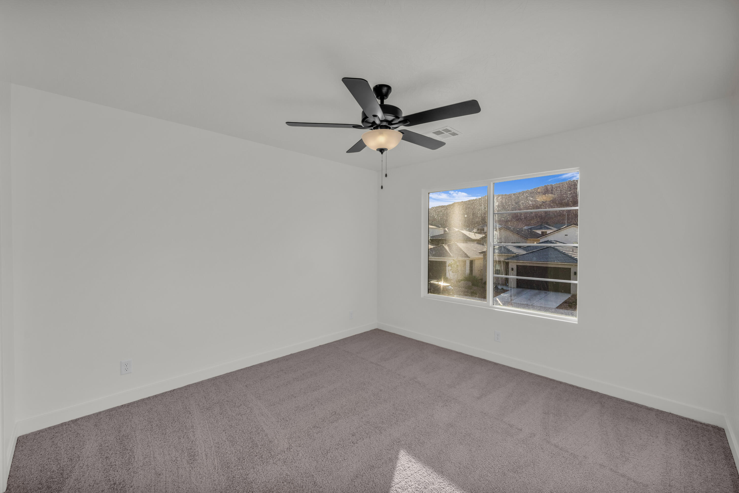 RED TRAILS SUNRISE VALLEY - Residential