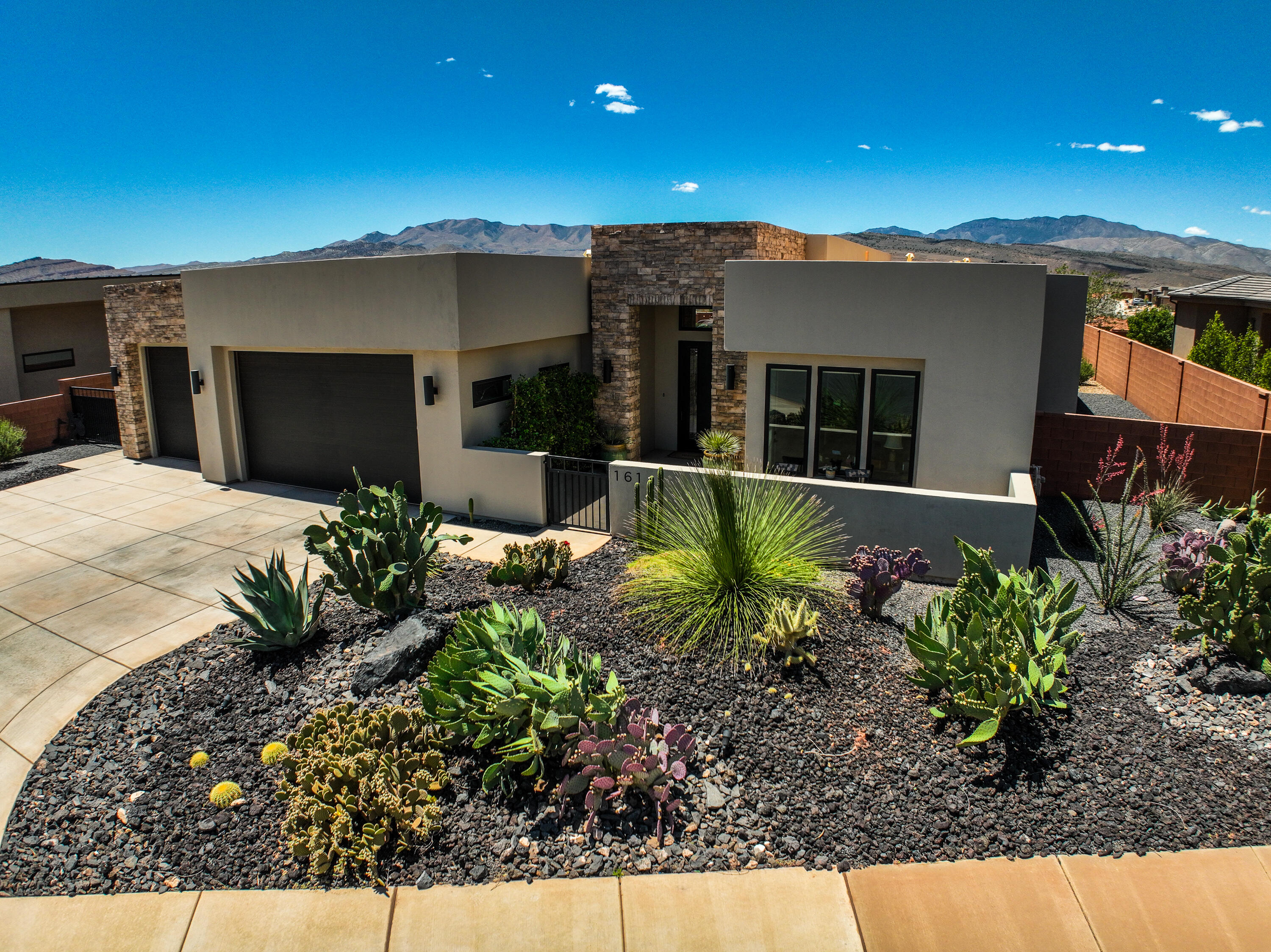 ARROWHEAD SUB - Residential