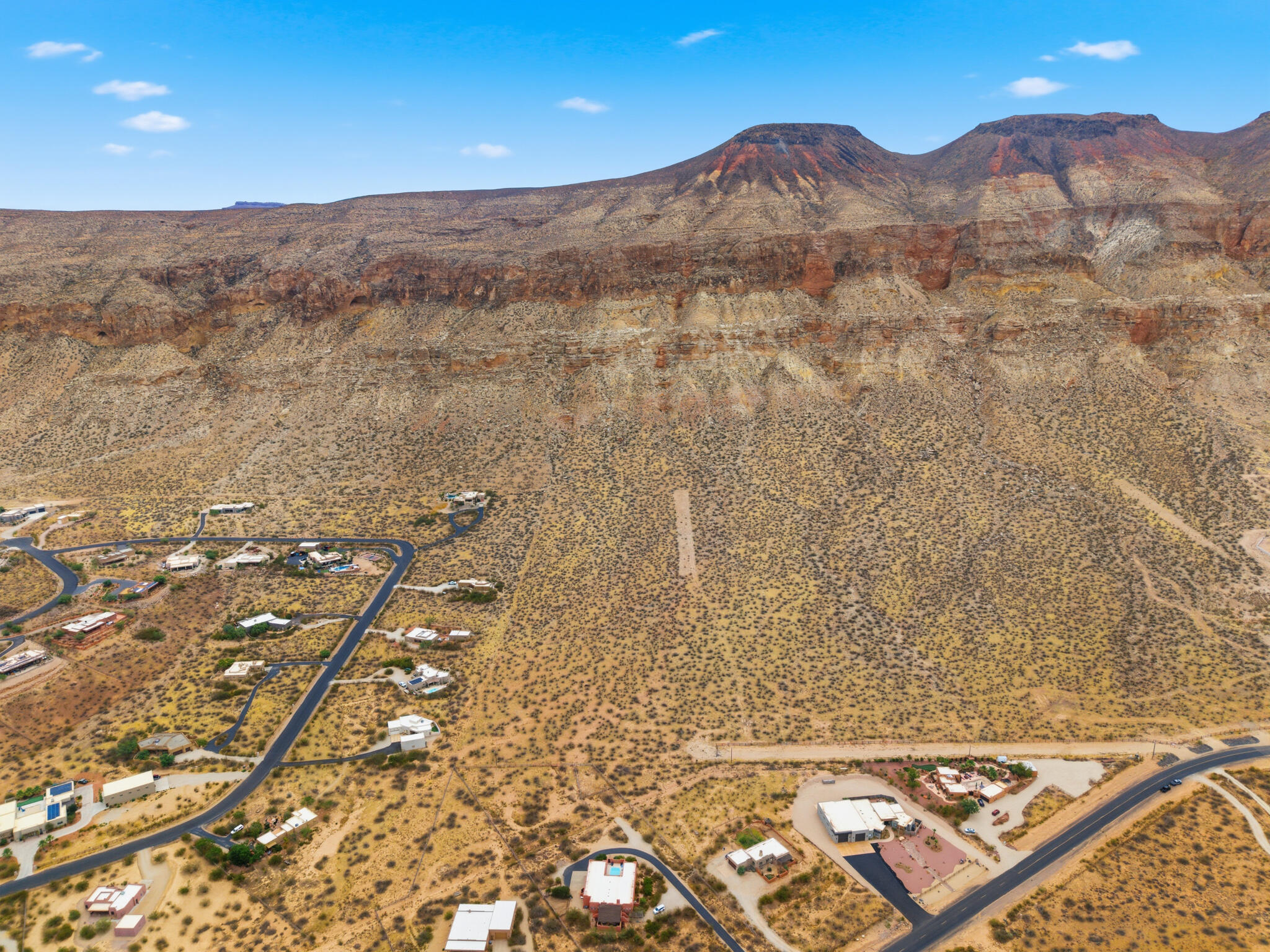 MOCCASIN FLATS - Land