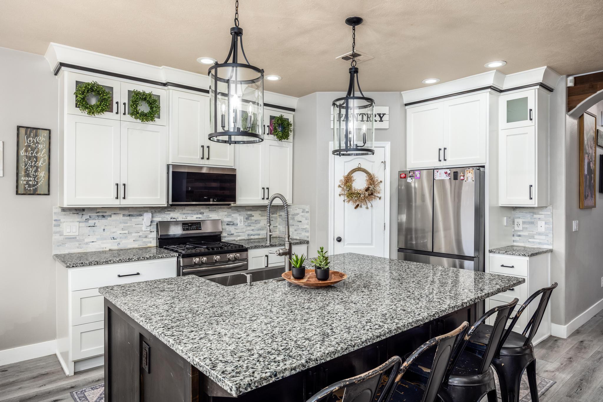 CORONADO RIDGE - Residential