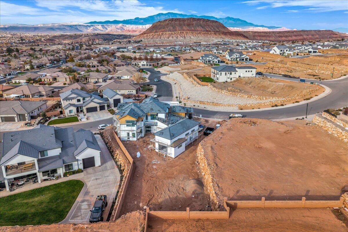 HEIGHTS AT WASHINGTON BENCH - Residential