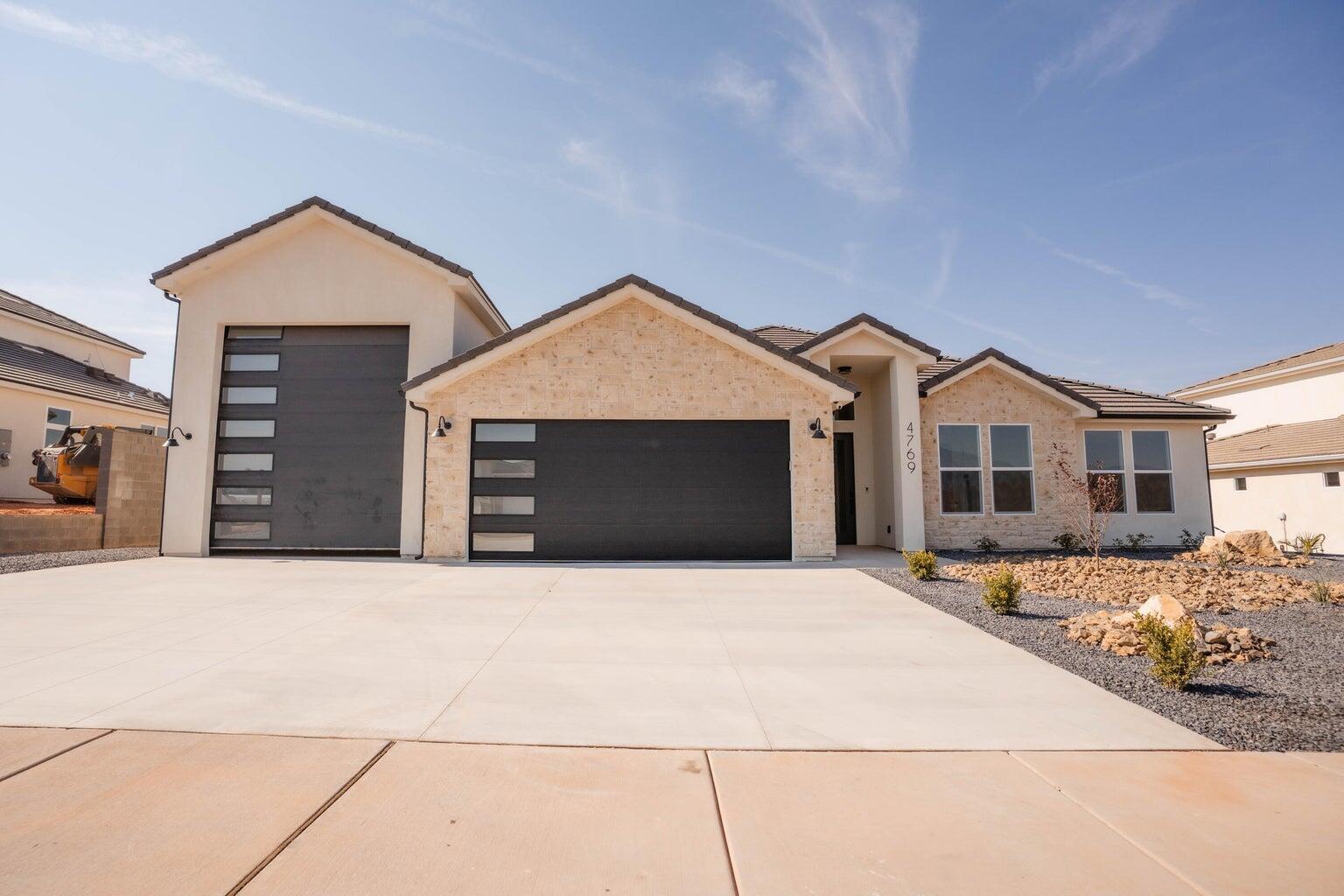 SAND HOLLOW VILLAGE - Residential