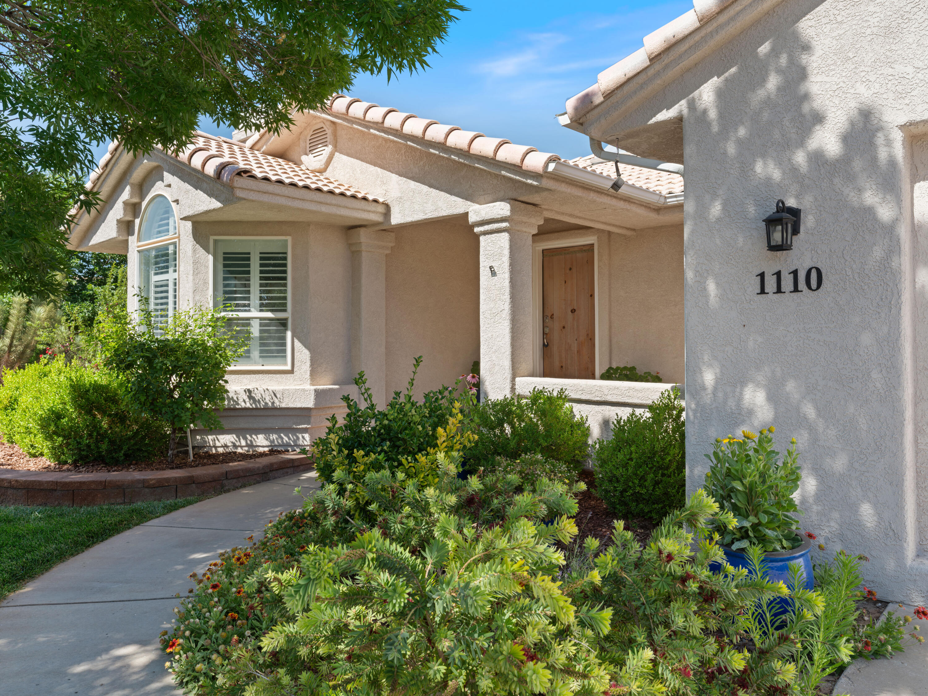 BLOOMINGTON HILLS - Residential