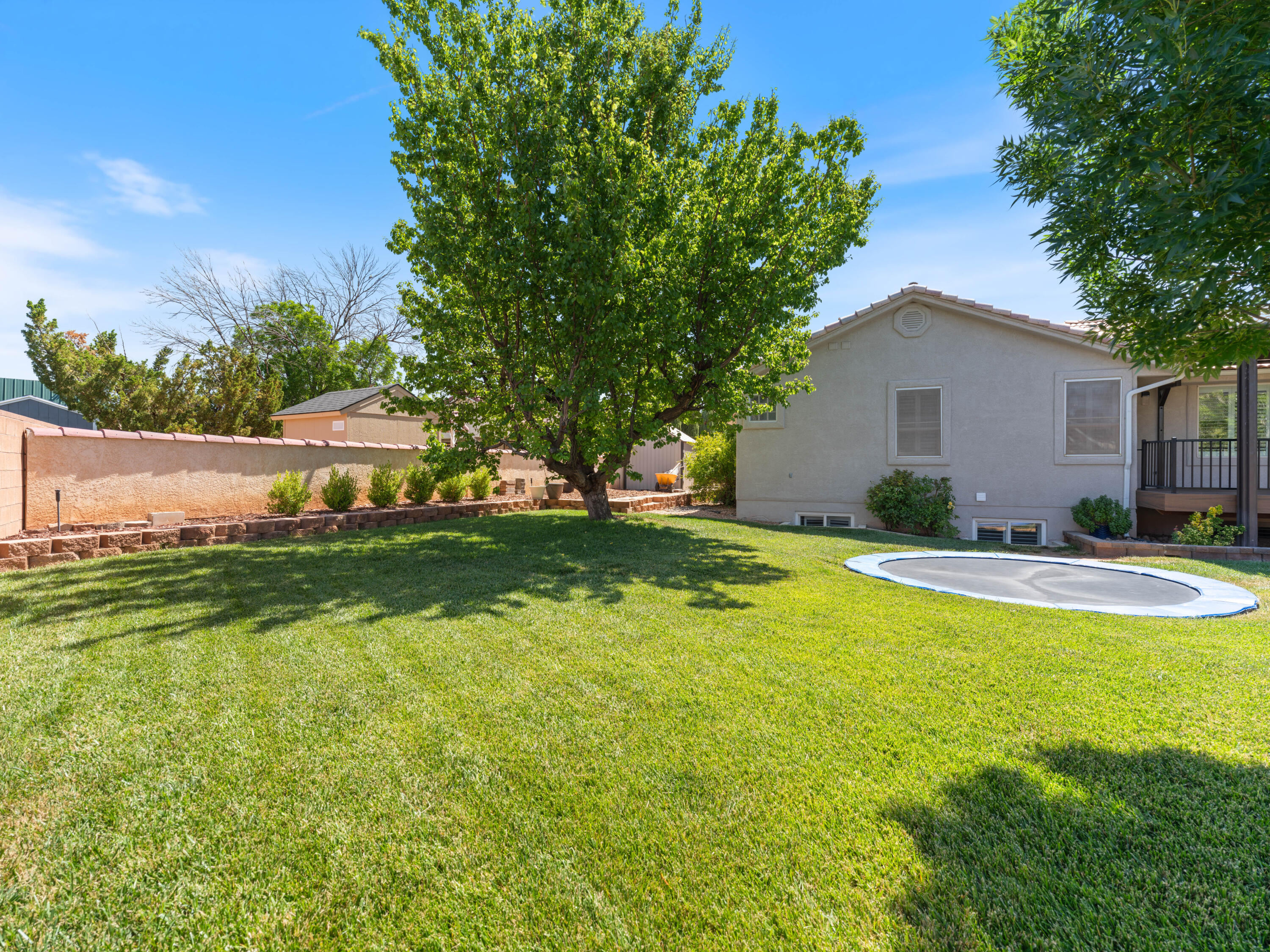 BLOOMINGTON HILLS - Residential