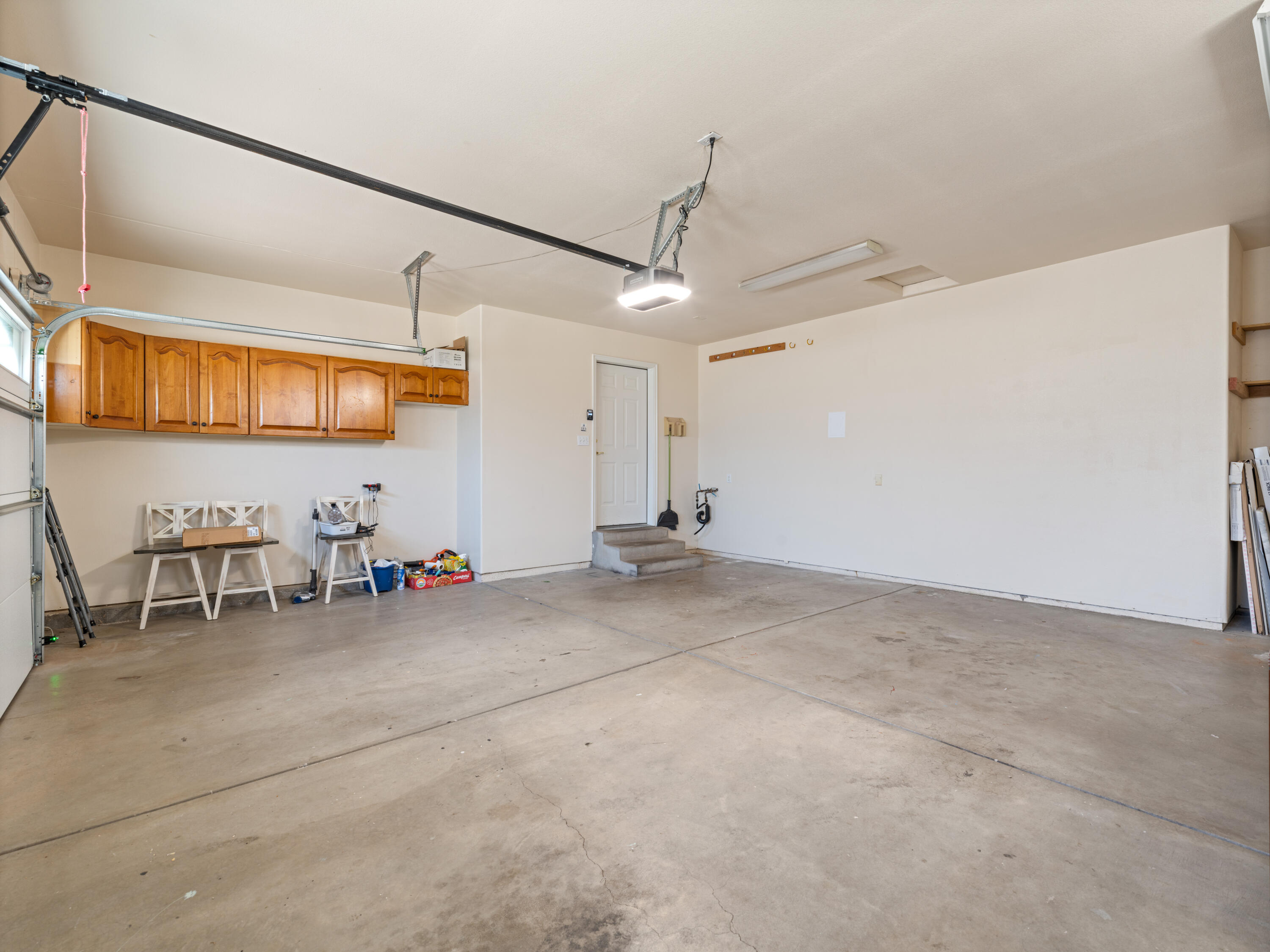 BLOOMINGTON HILLS - Residential