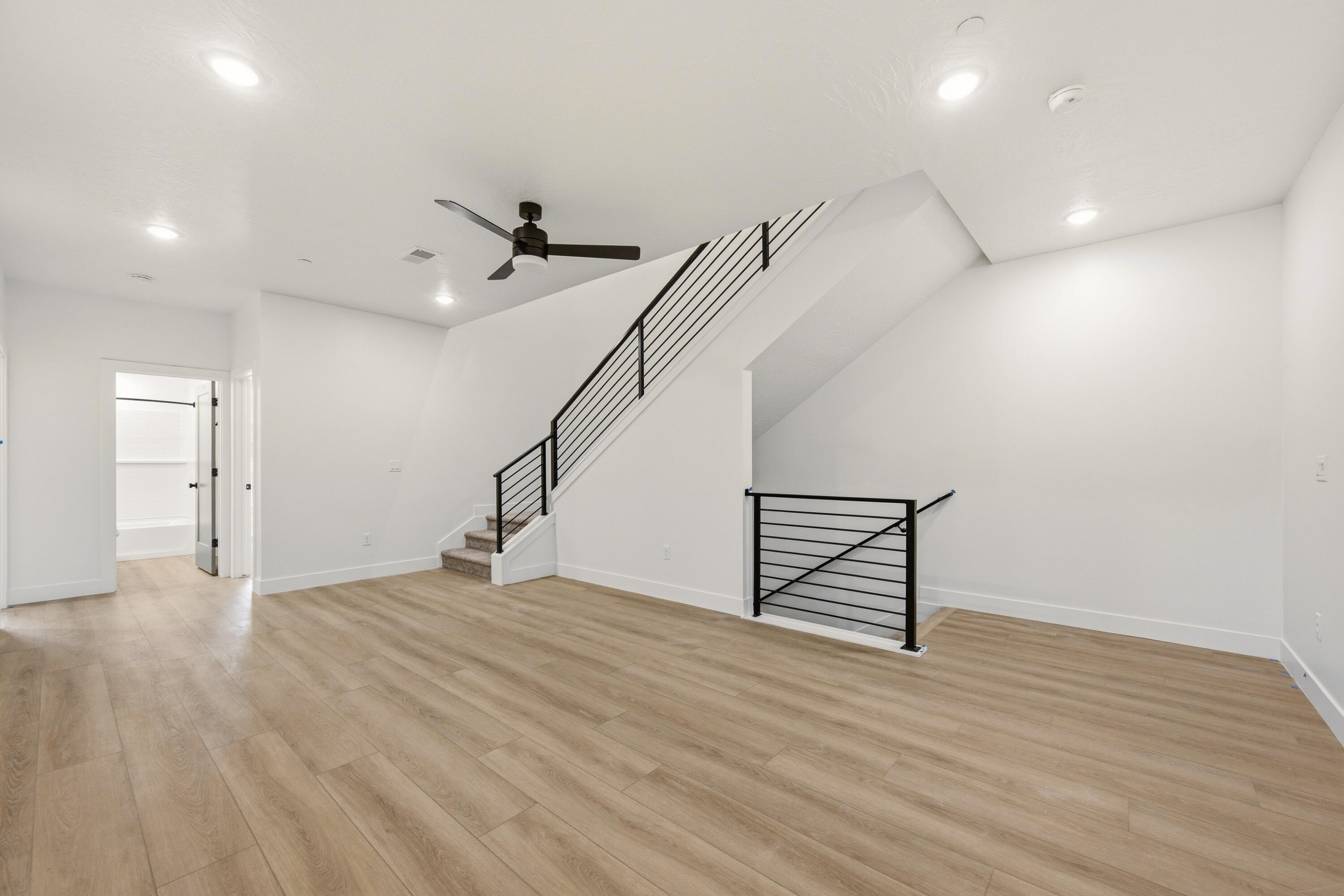 CORAL SPRINGS CONDOMINIUMS - Residential