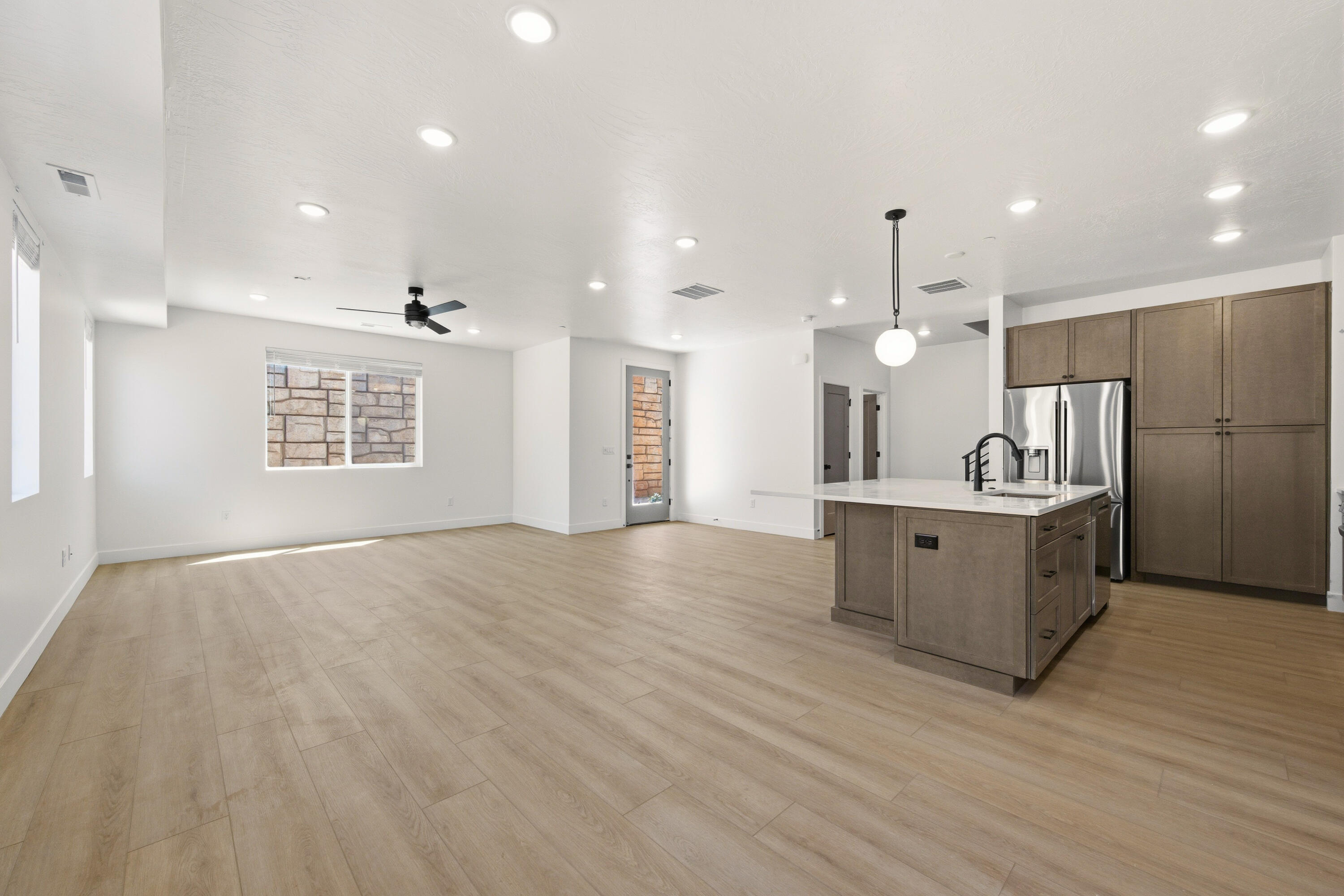 CORAL SPRINGS CONDOMINIUMS - Residential