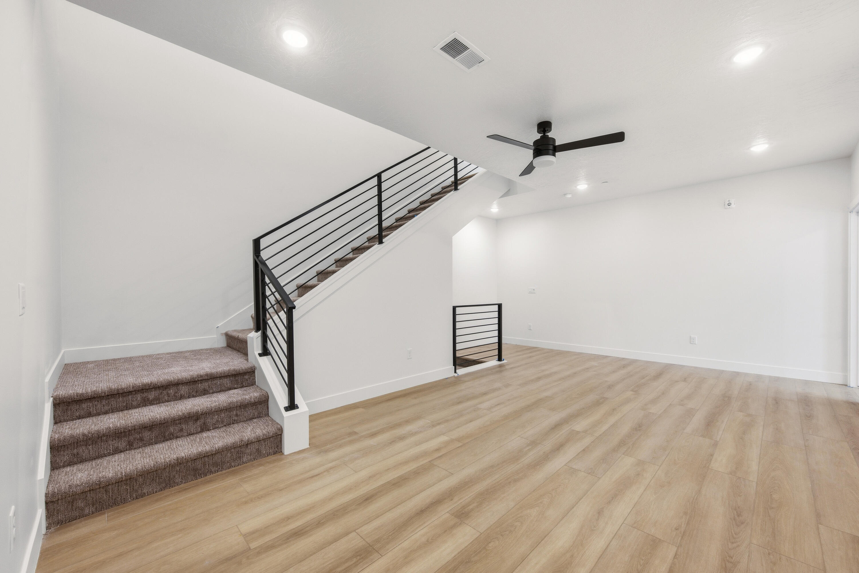 CORAL SPRINGS CONDOMINIUMS - Residential