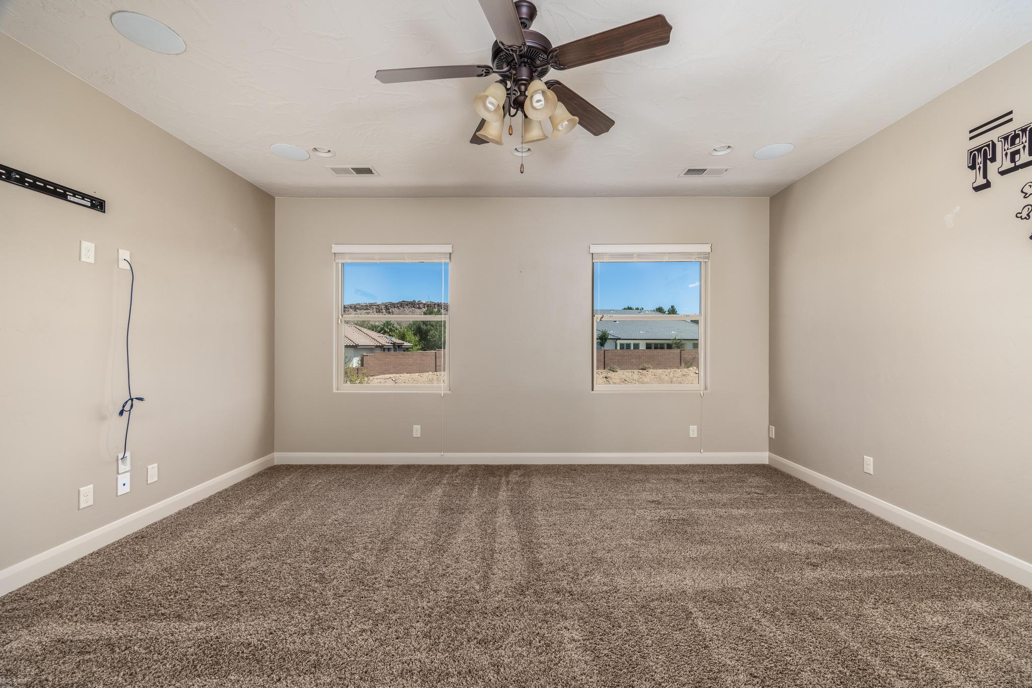 COYOTE SPRINGS - Residential