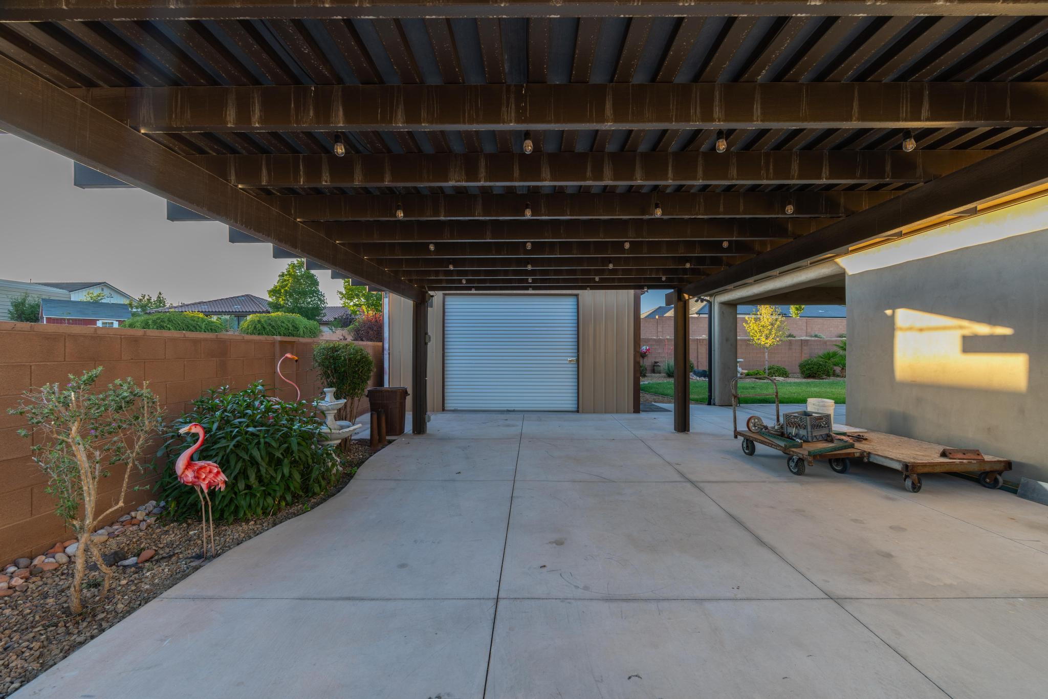 COYOTE SPRINGS - Residential