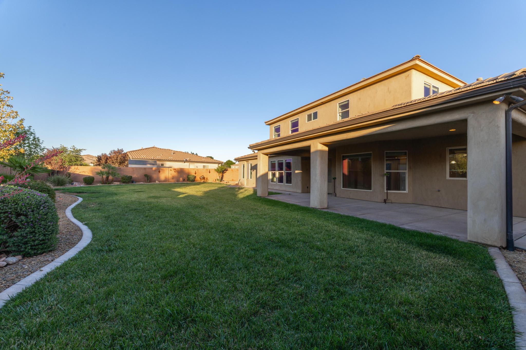 COYOTE SPRINGS - Residential