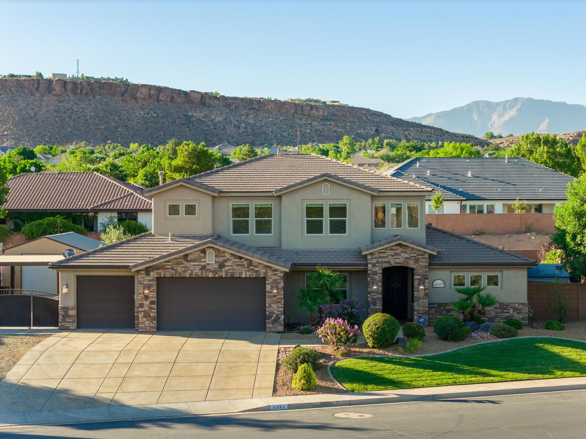 COYOTE SPRINGS - Residential