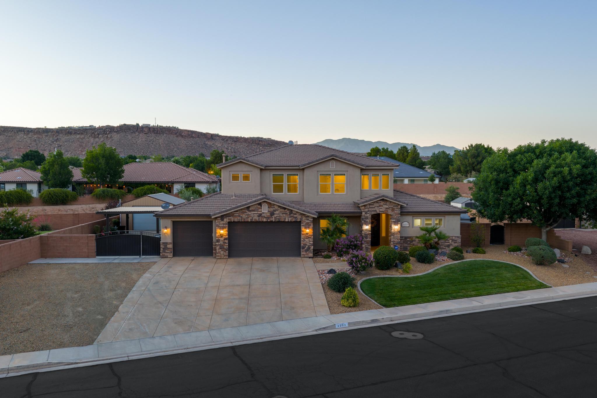 COYOTE SPRINGS - Residential