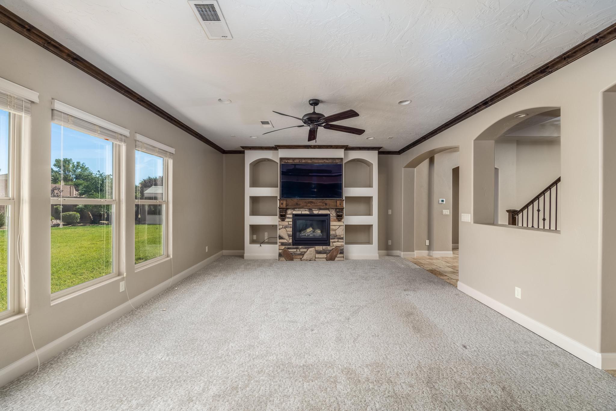 COYOTE SPRINGS - Residential