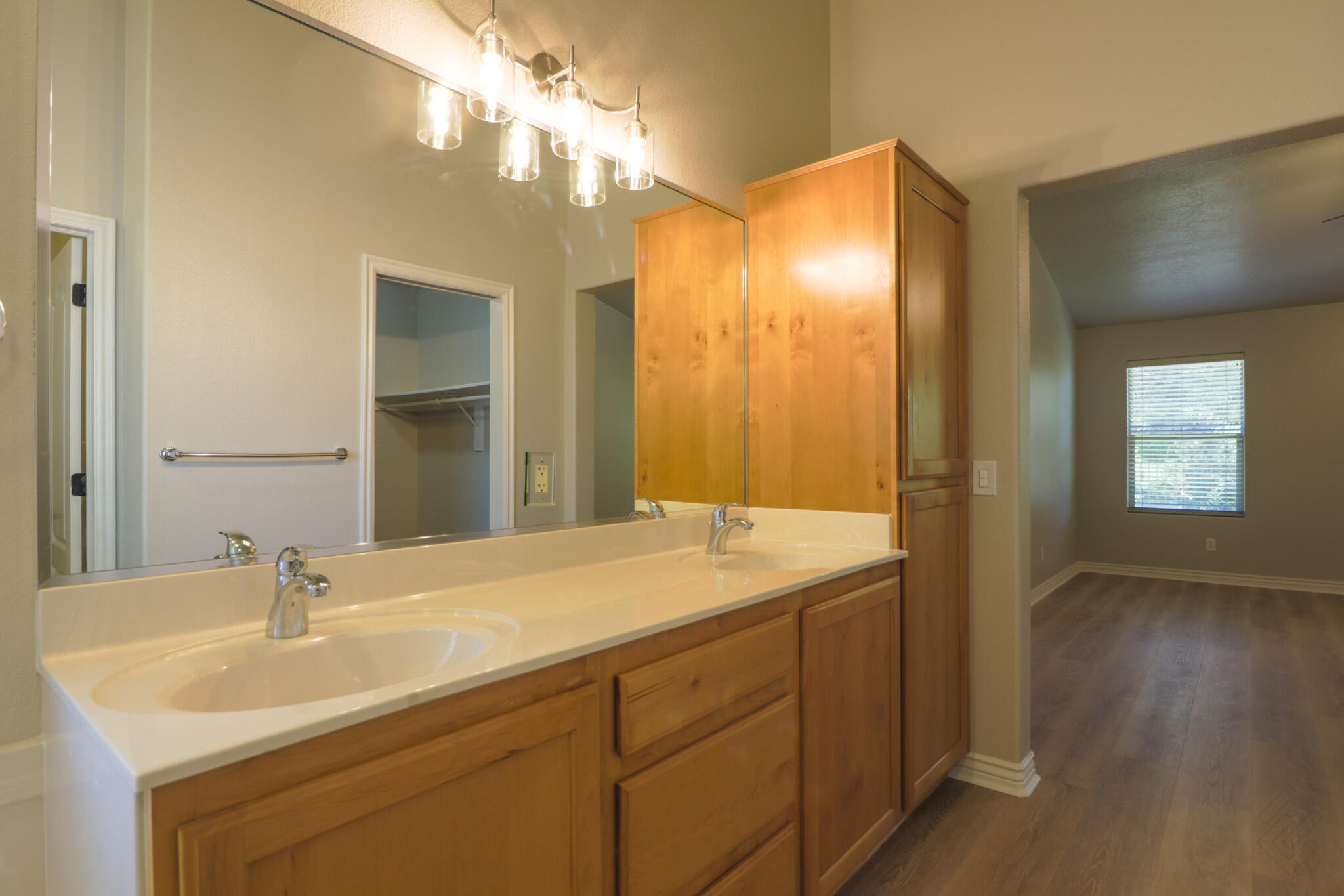 COVENTRY LANE TOWNHOMES - Residential