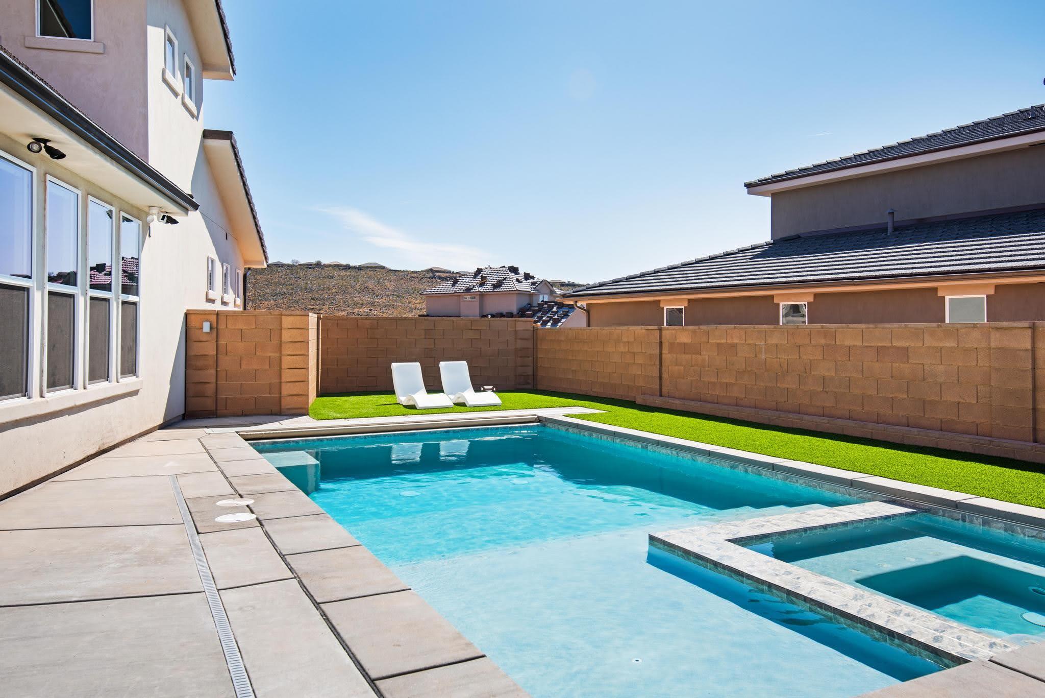PASEOS AT SIENNA HILLS - Residential