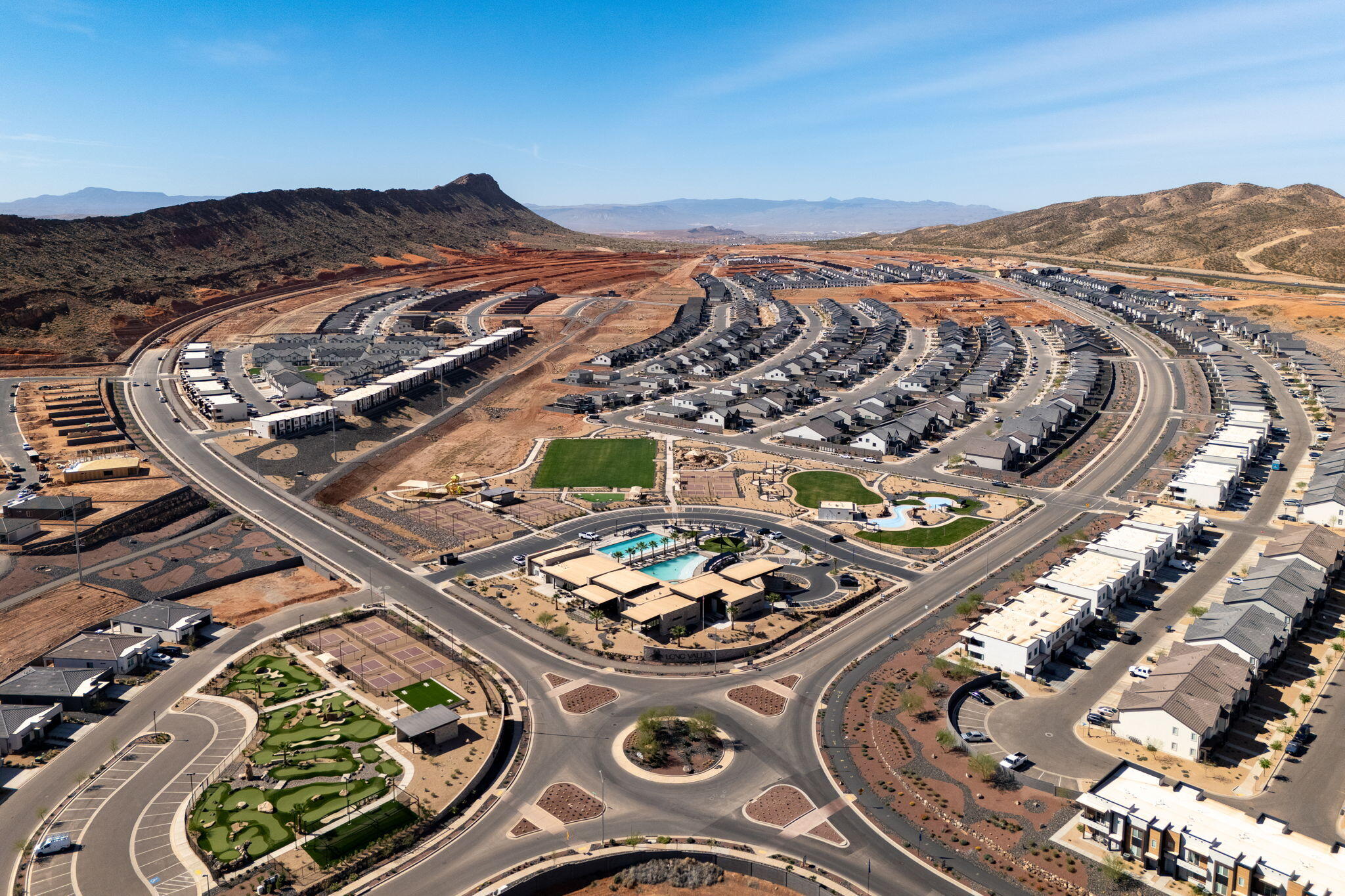LABYRINTH PT AT LG VALLEY - Residential