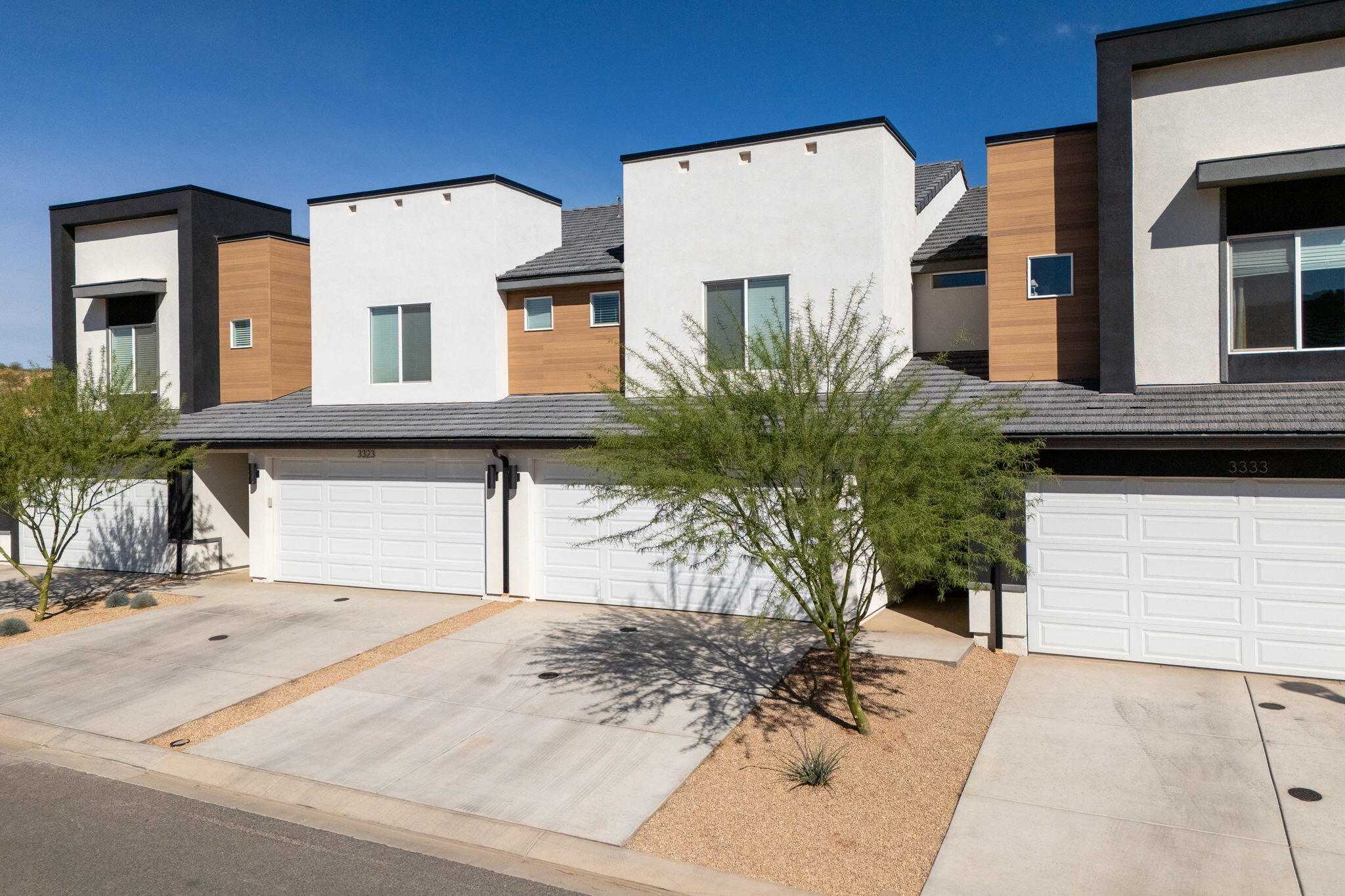 LABYRINTH PT AT LG VALLEY - Residential