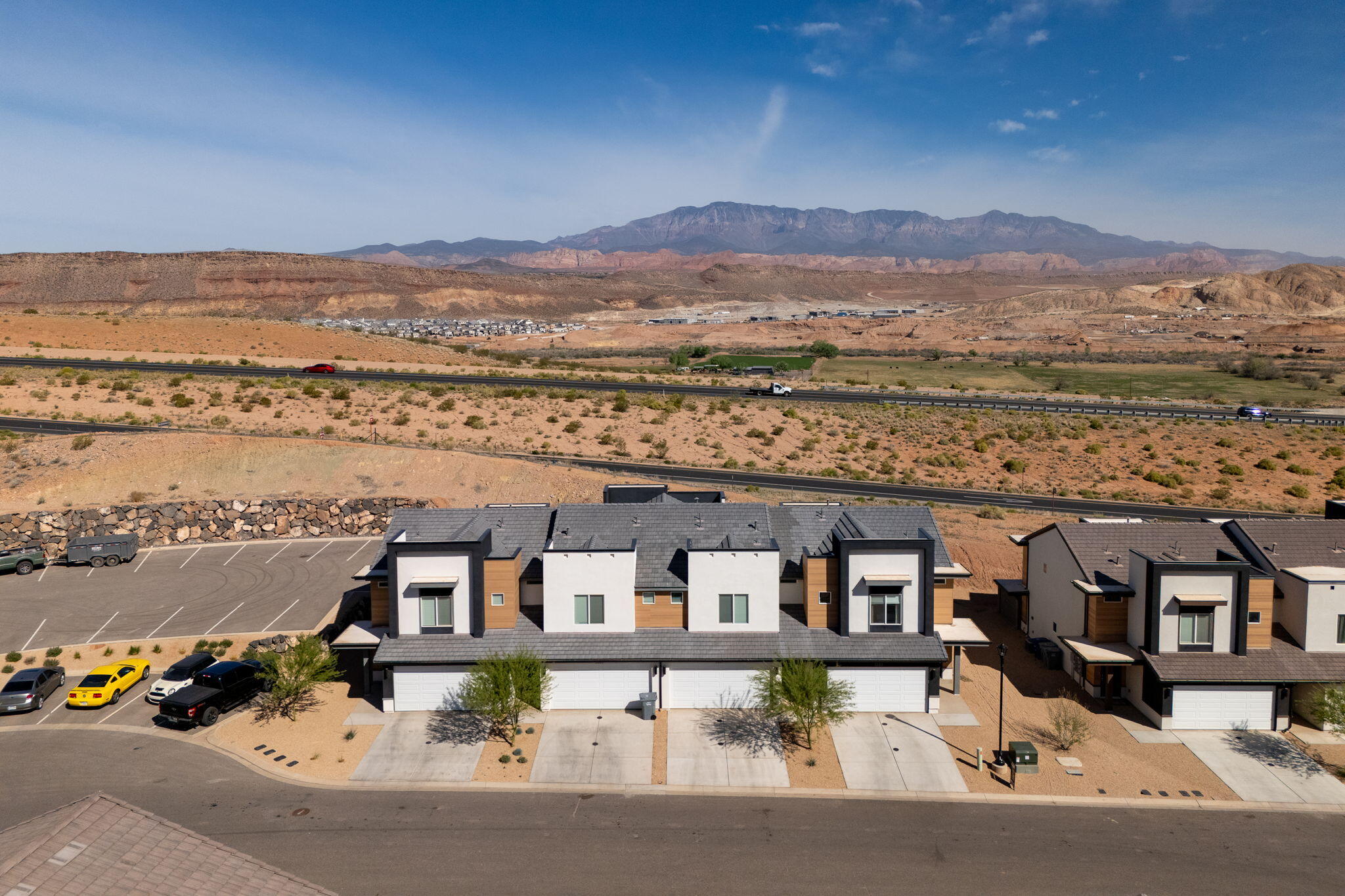 LABYRINTH PT AT LG VALLEY - Residential