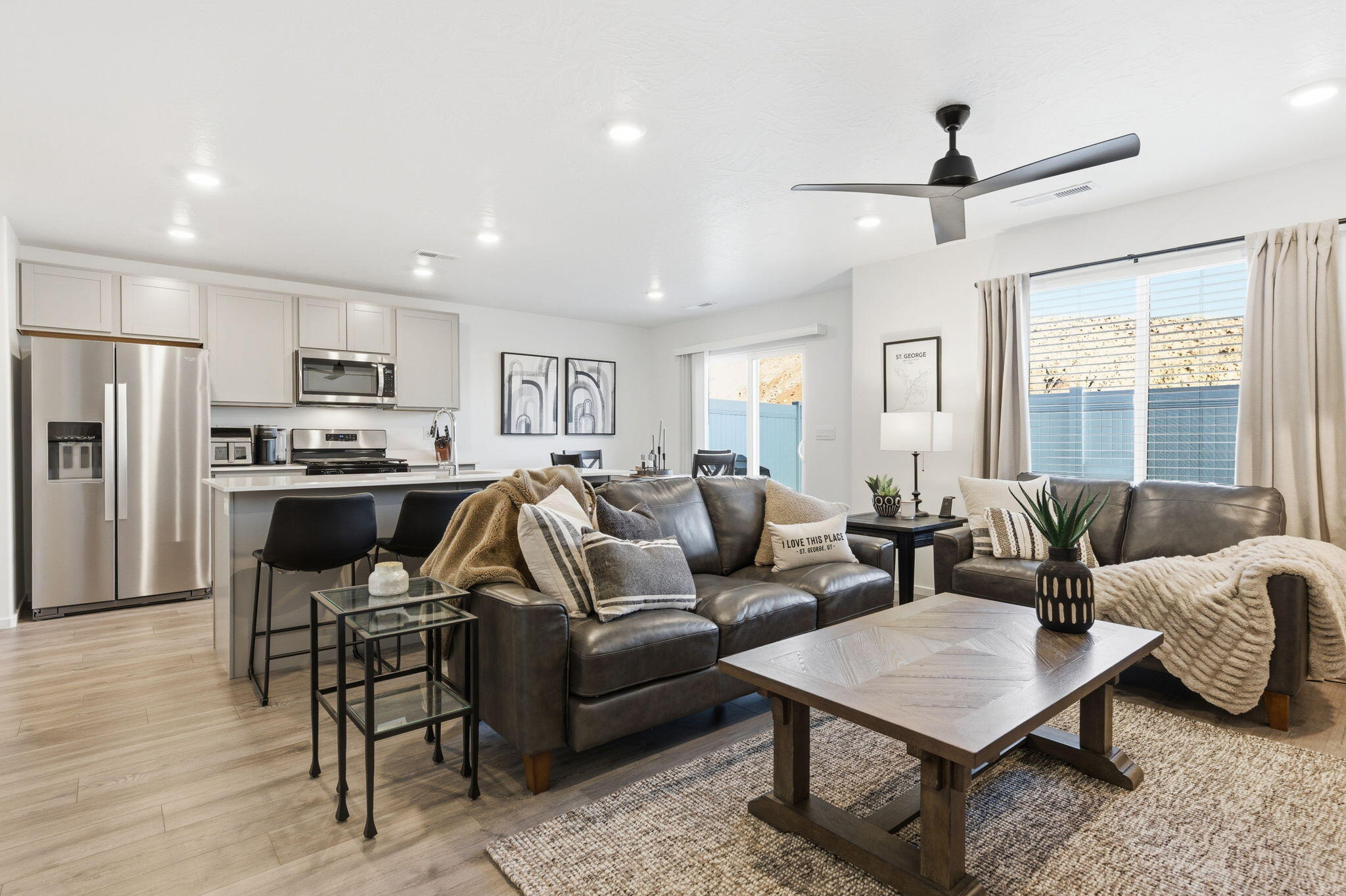 LABYRINTH PT AT LG VALLEY - Residential