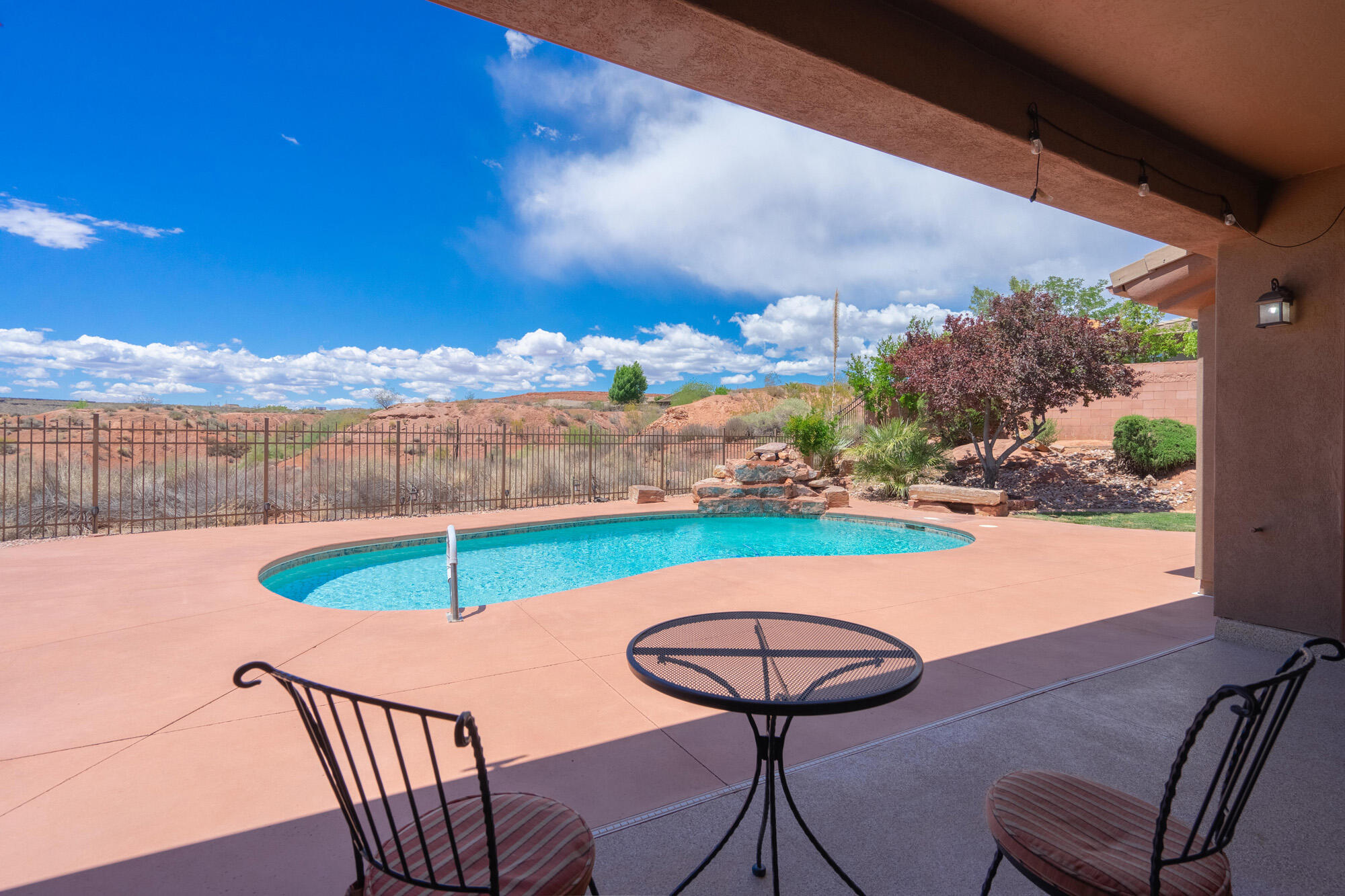 CORAL CANYON - Residential