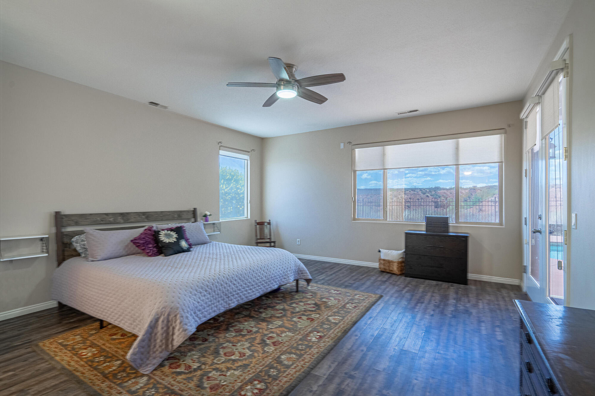 CORAL CANYON - Residential