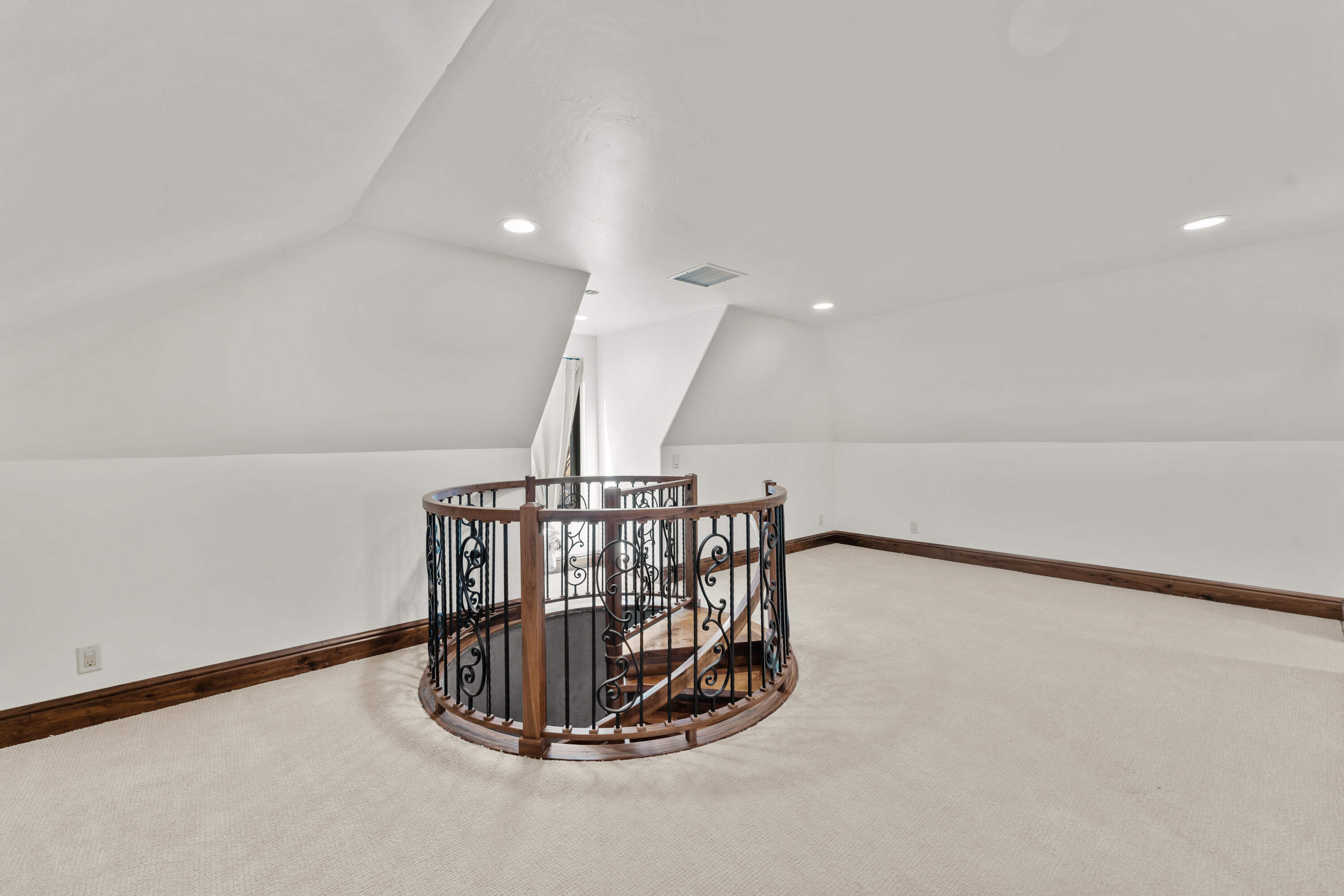 BLOOMINGTON RANCHES - Residential