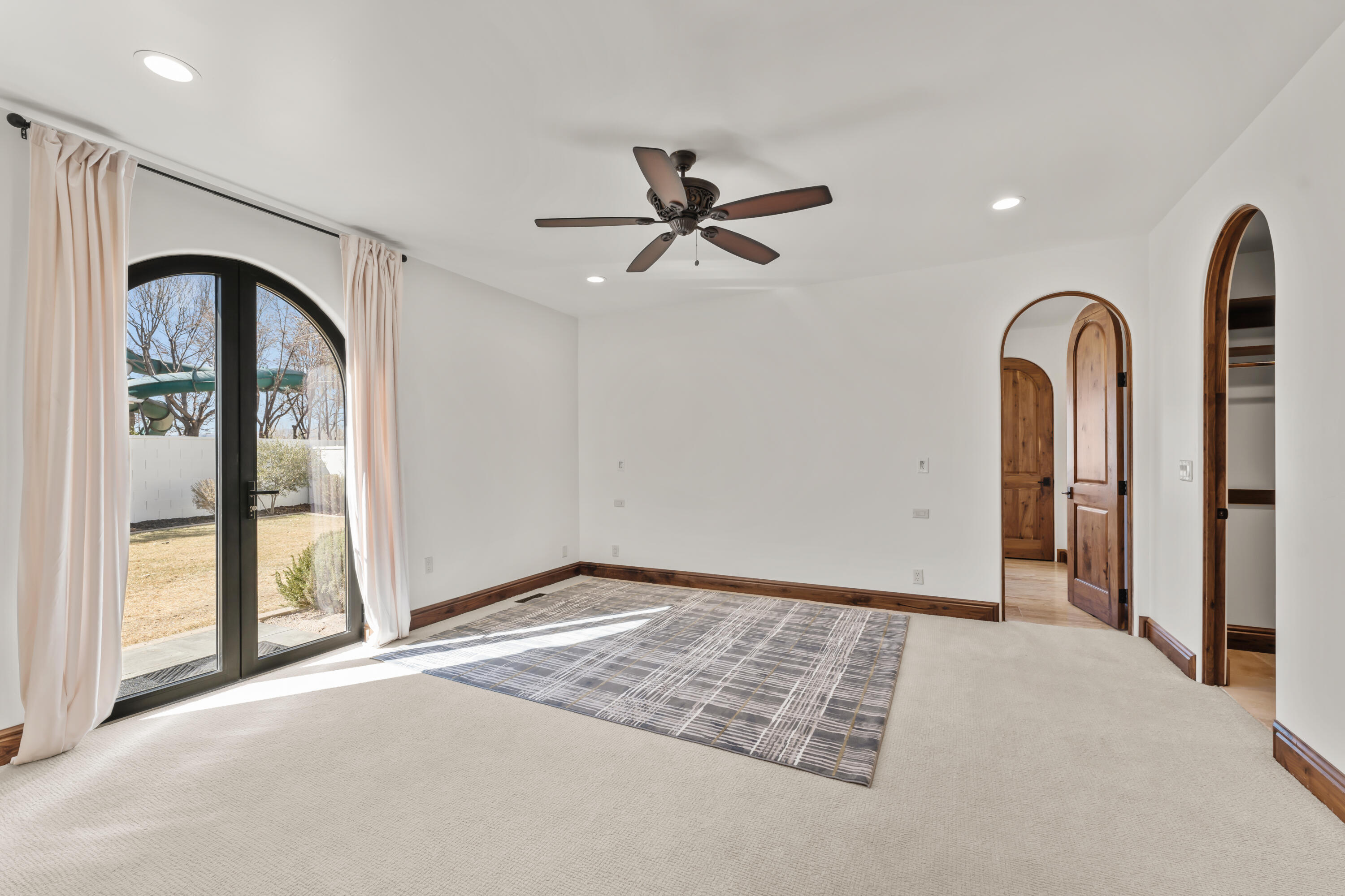 BLOOMINGTON RANCHES - Residential