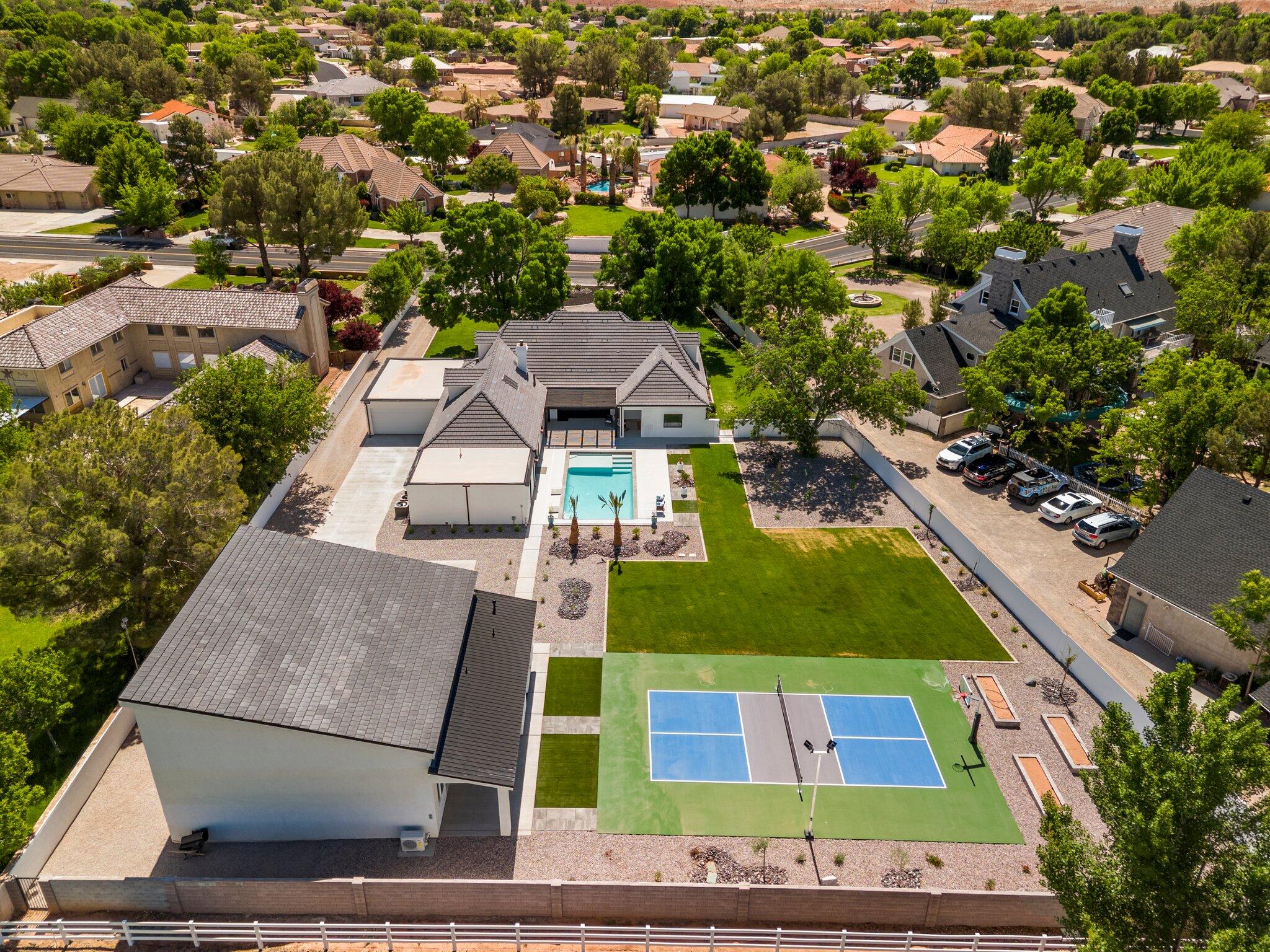 BLOOMINGTON RANCHES - Residential