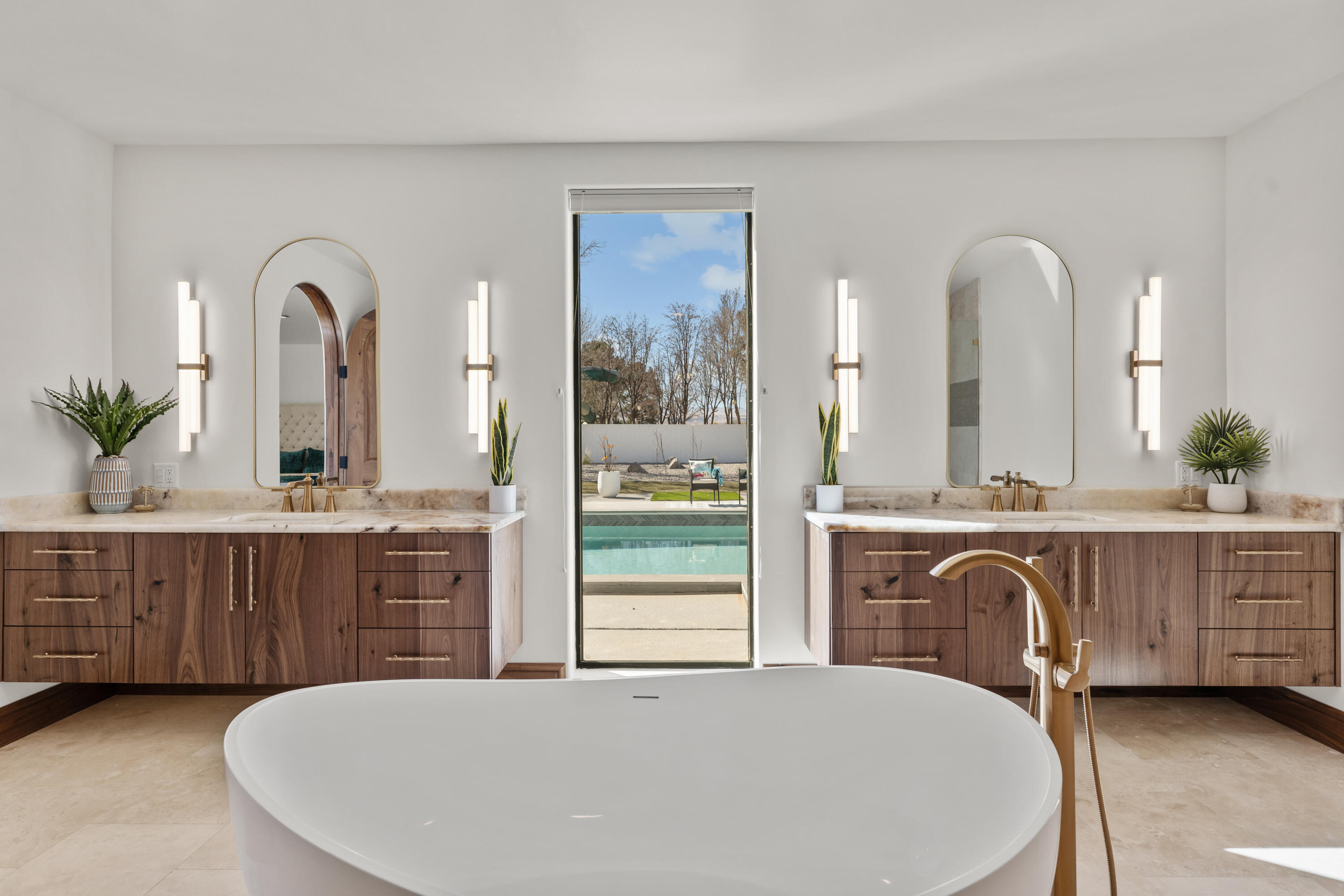 BLOOMINGTON RANCHES - Residential