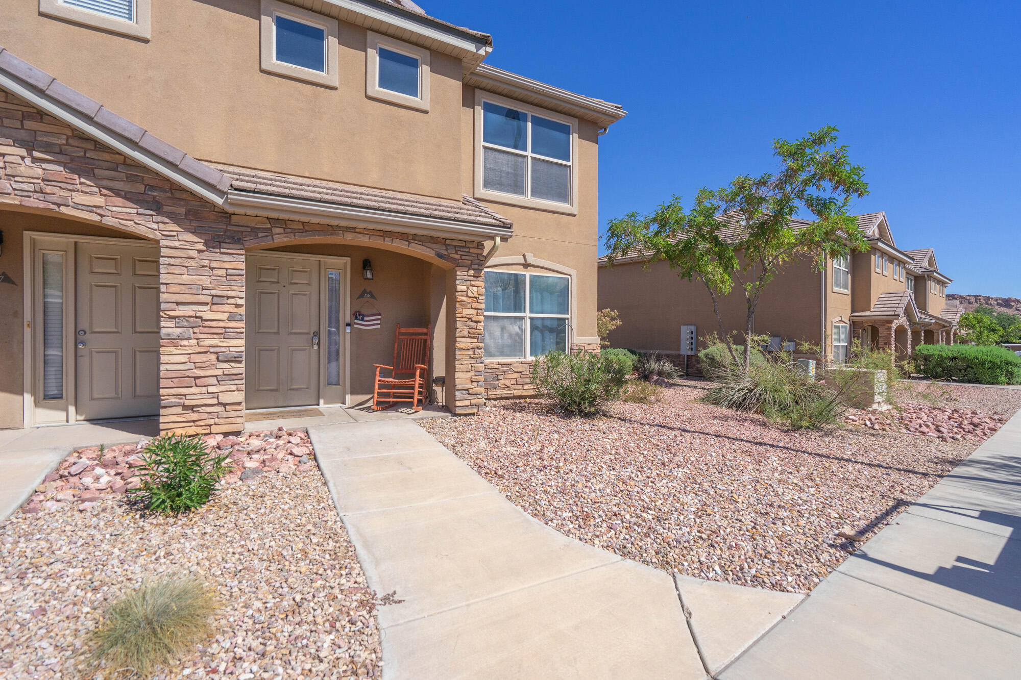HIDDEN VALLEY TOWN HOMES - Residential