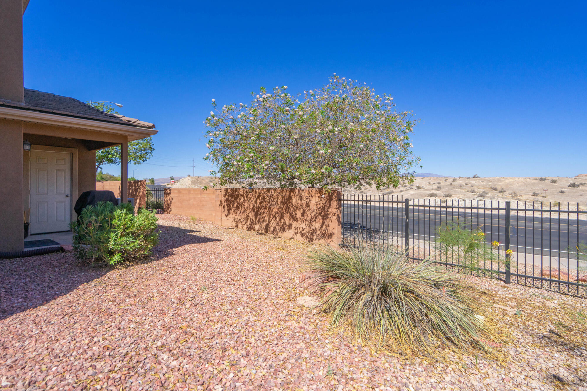 HIDDEN VALLEY TOWN HOMES - Residential