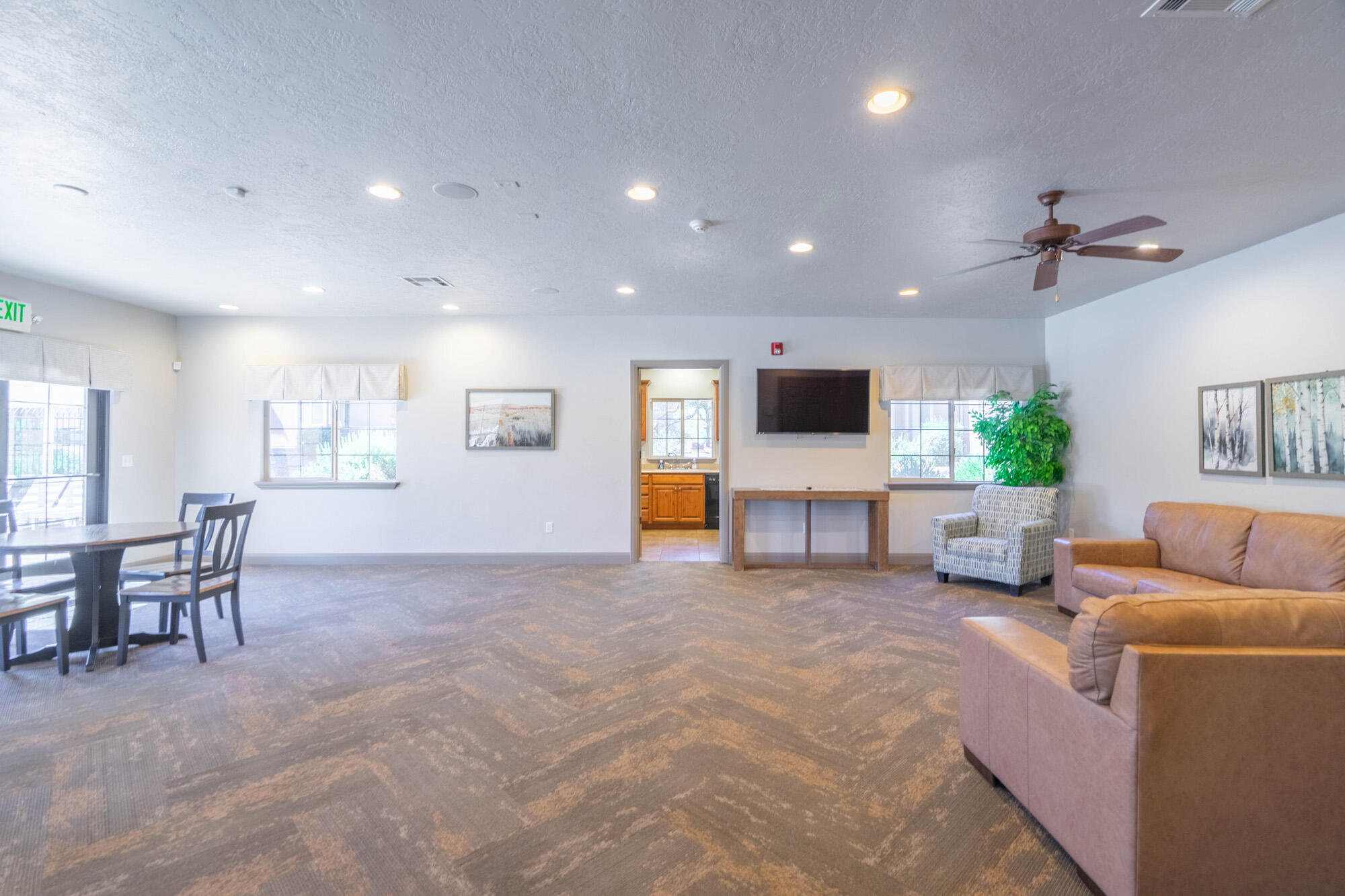 HIDDEN VALLEY TOWN HOMES - Residential
