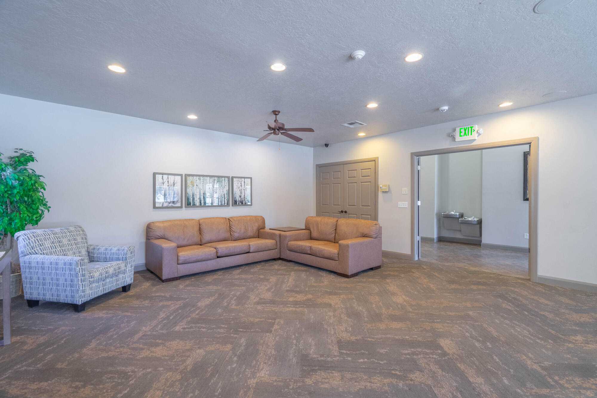 HIDDEN VALLEY TOWN HOMES - Residential