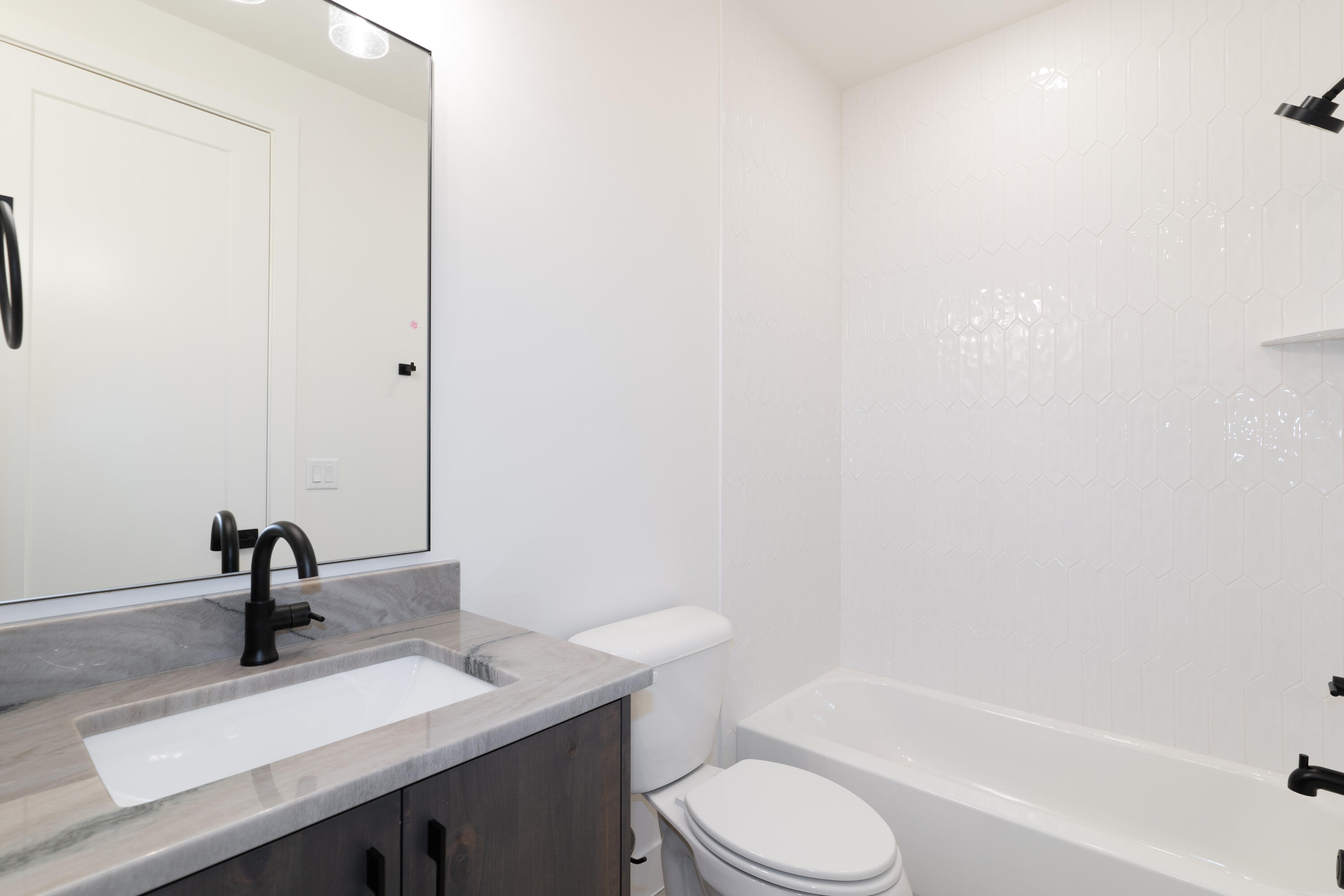 ATKINVILLE TOWNHOMES AT DESERT COLOR - Residential