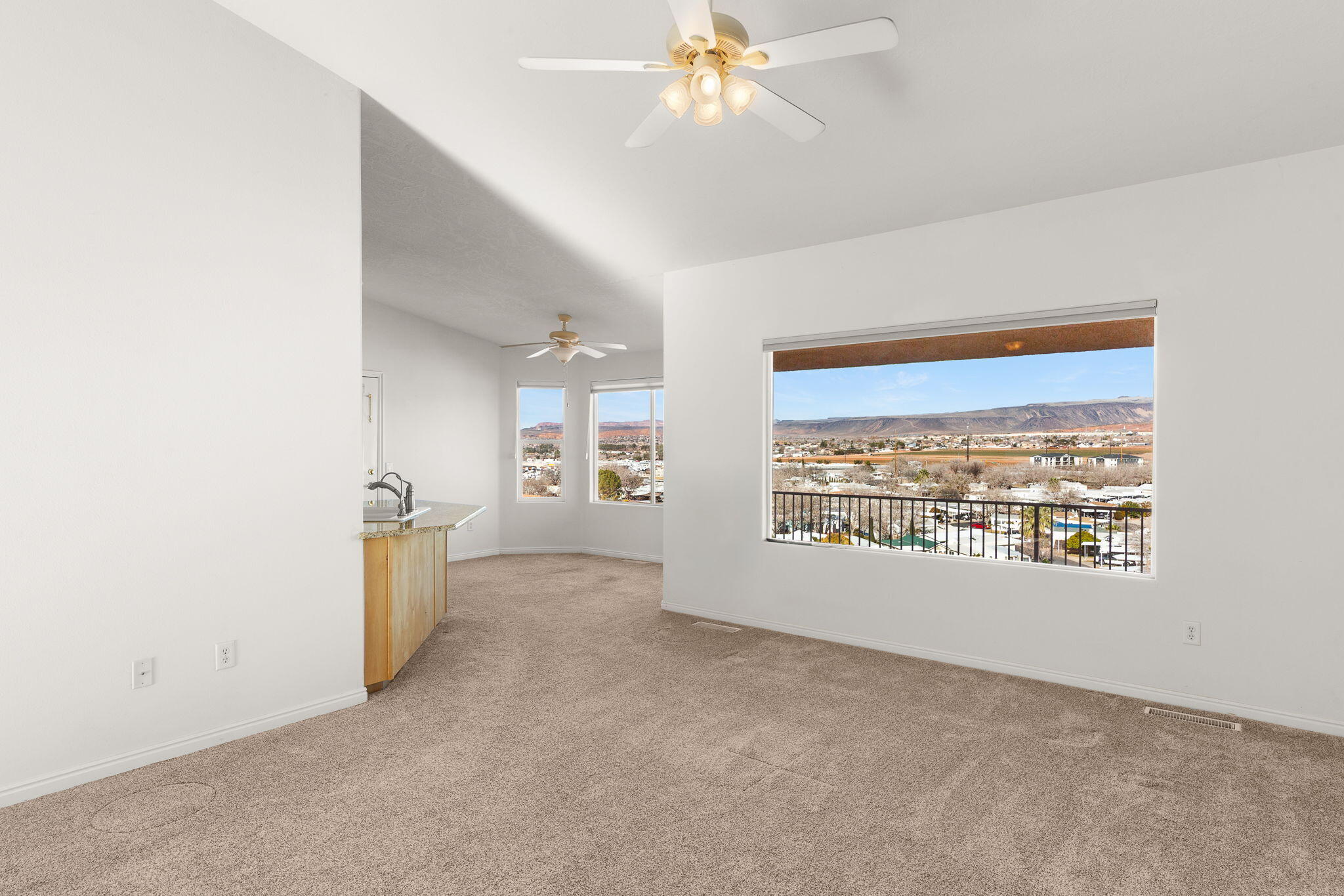 RIDGEPOINTE - Residential