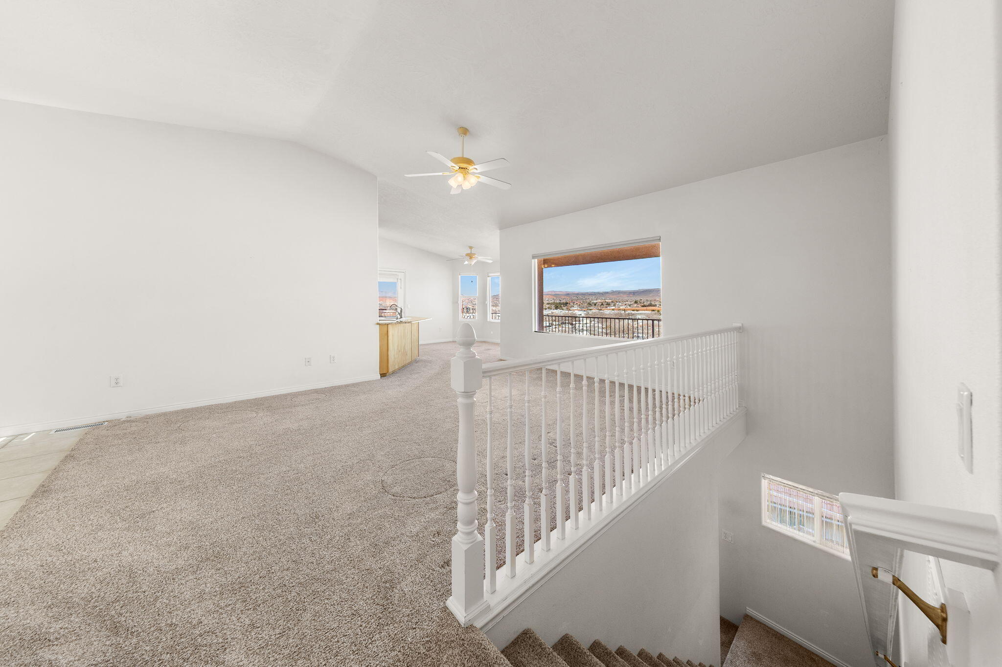RIDGEPOINTE - Residential
