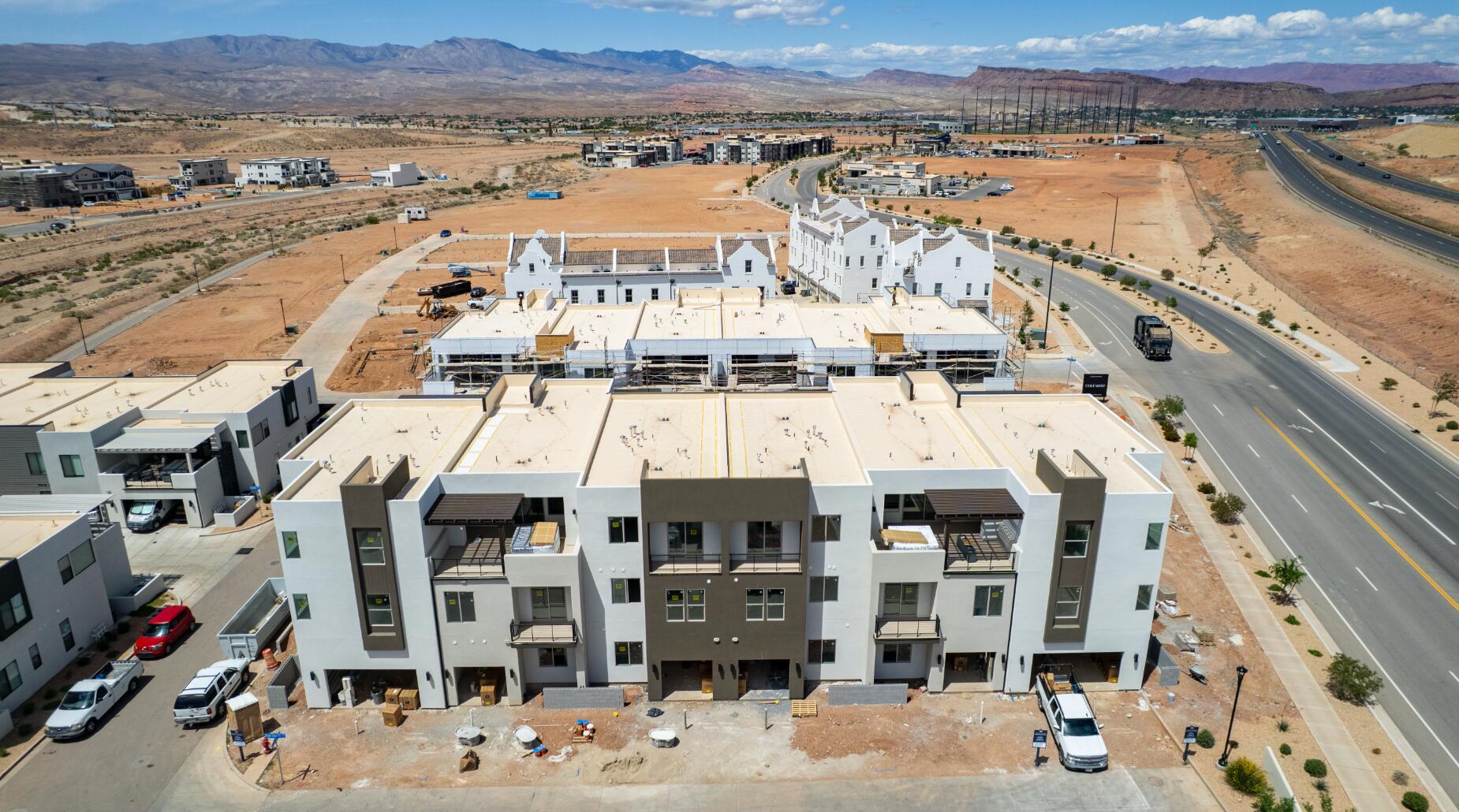 DESERT COLOR ATKINVILLE TOWNHOMES - Residential