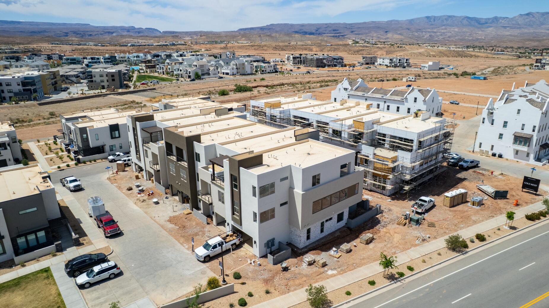 DESERT COLOR ATKINVILLE TOWNHOMES - Residential