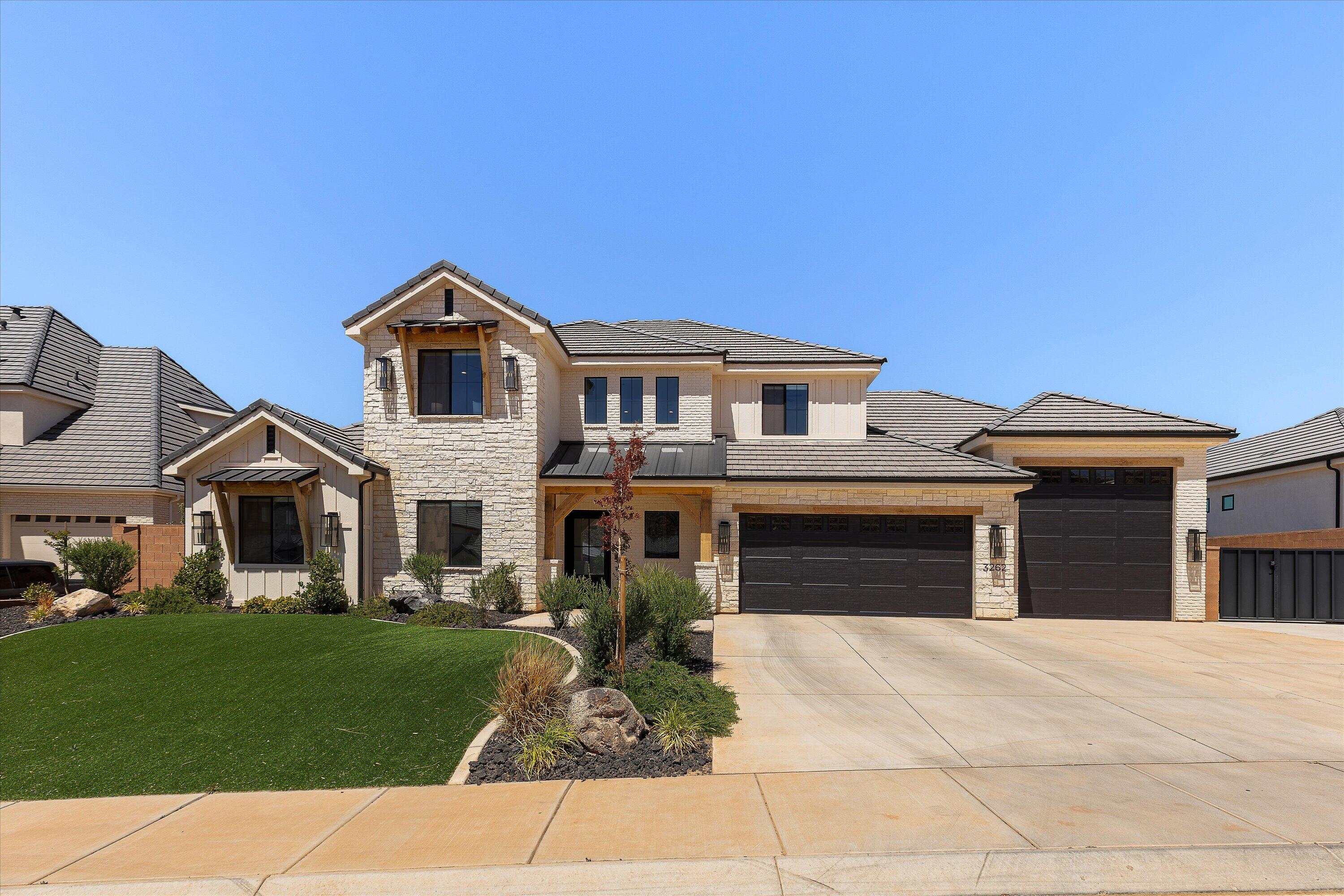TEAKWOOD - Residential