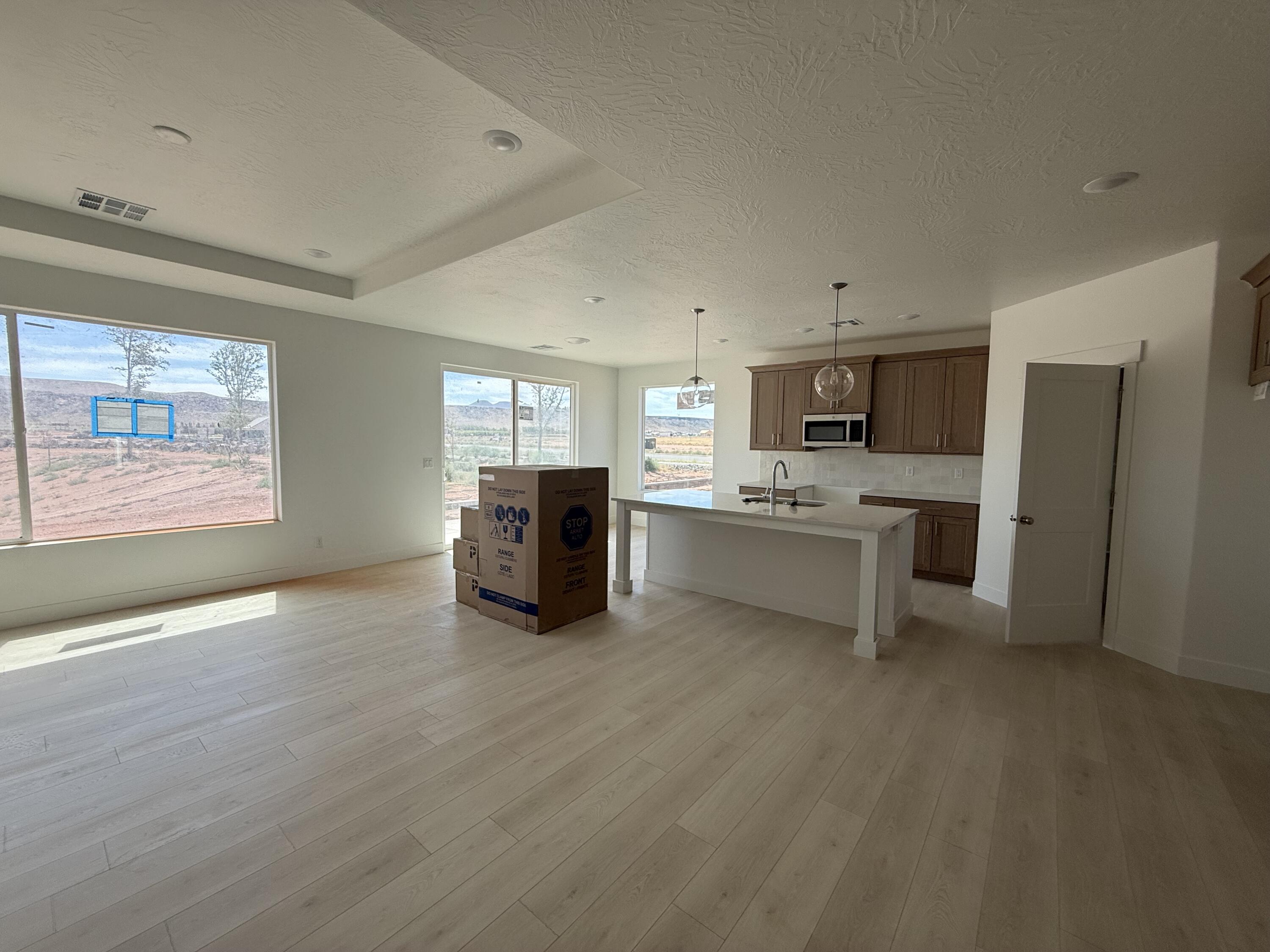 LEGACY AT SAND HOLLOW - Residential